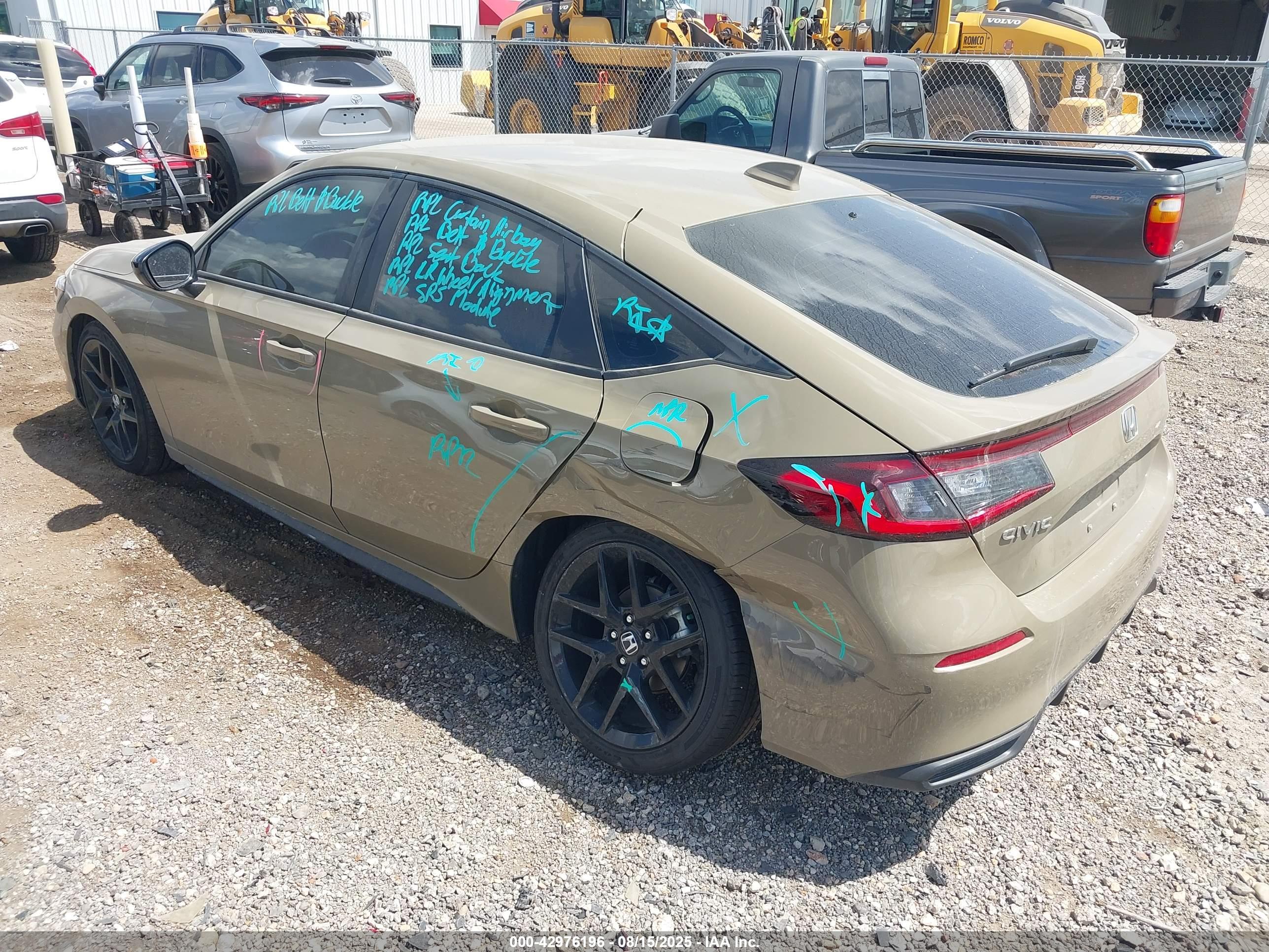 HONDA CIVIC image 3
