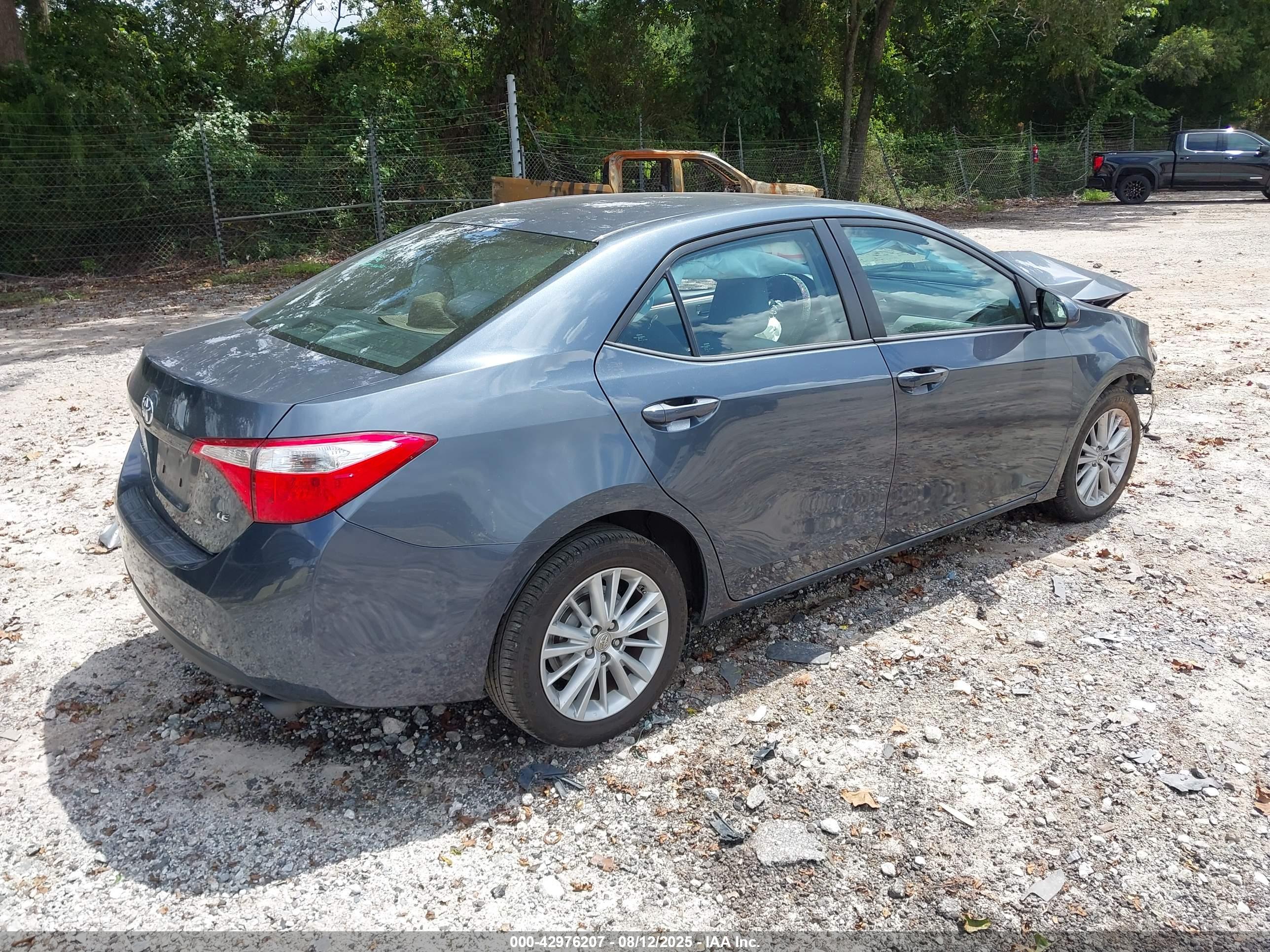 TOYOTA COROLLA image 4