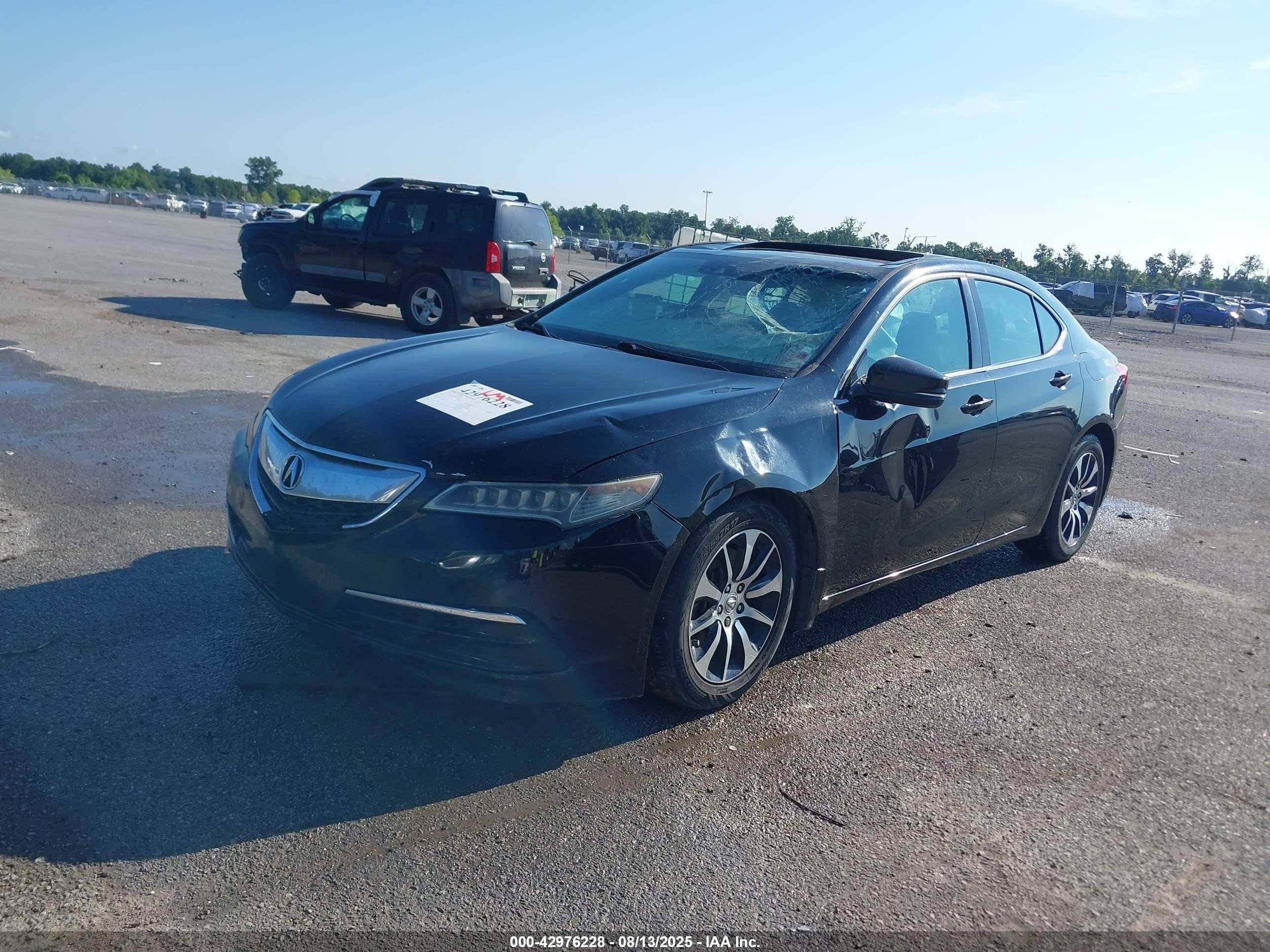 ACURA TLX image 2