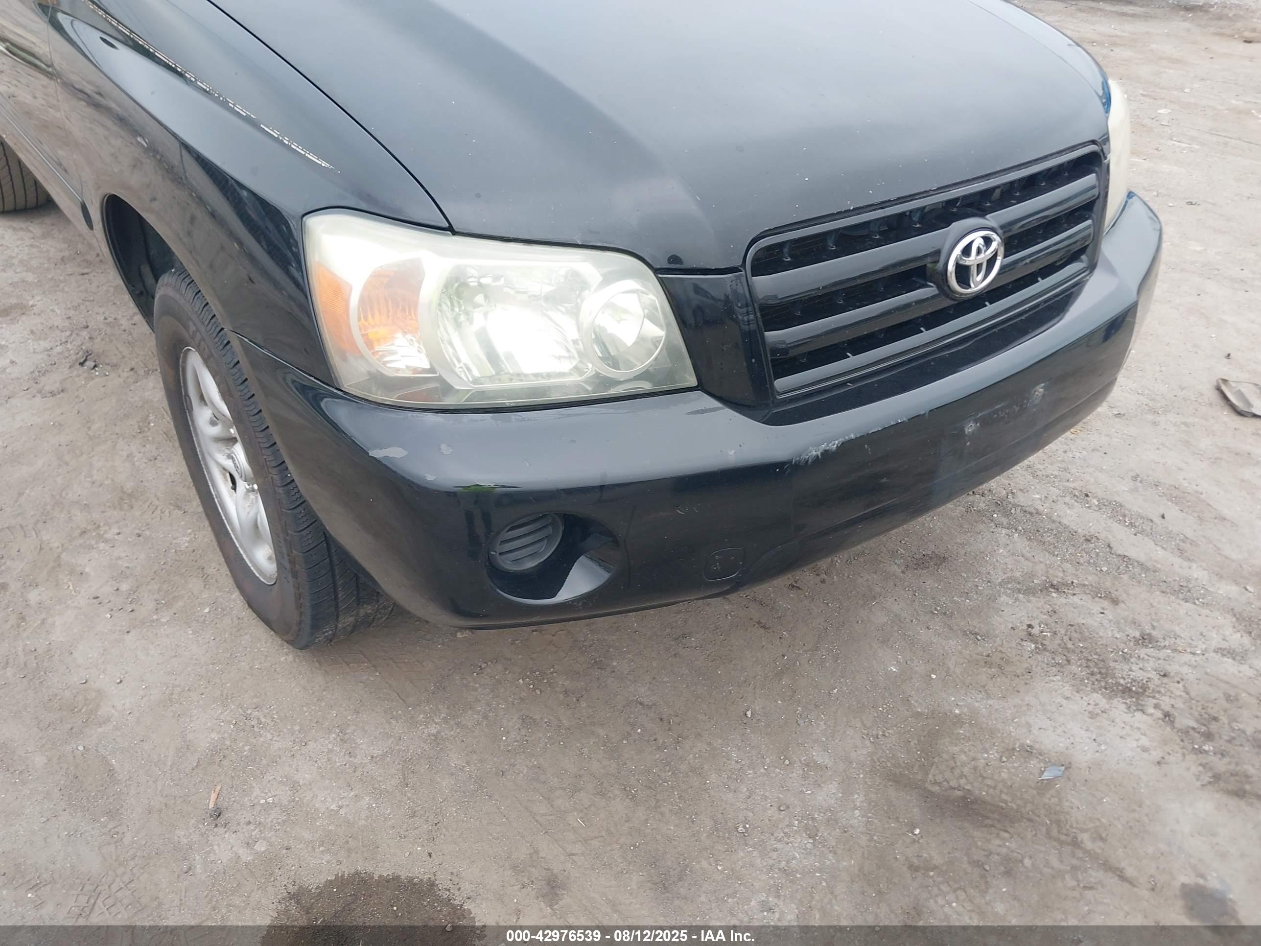 TOYOTA HIGHLANDER image 6