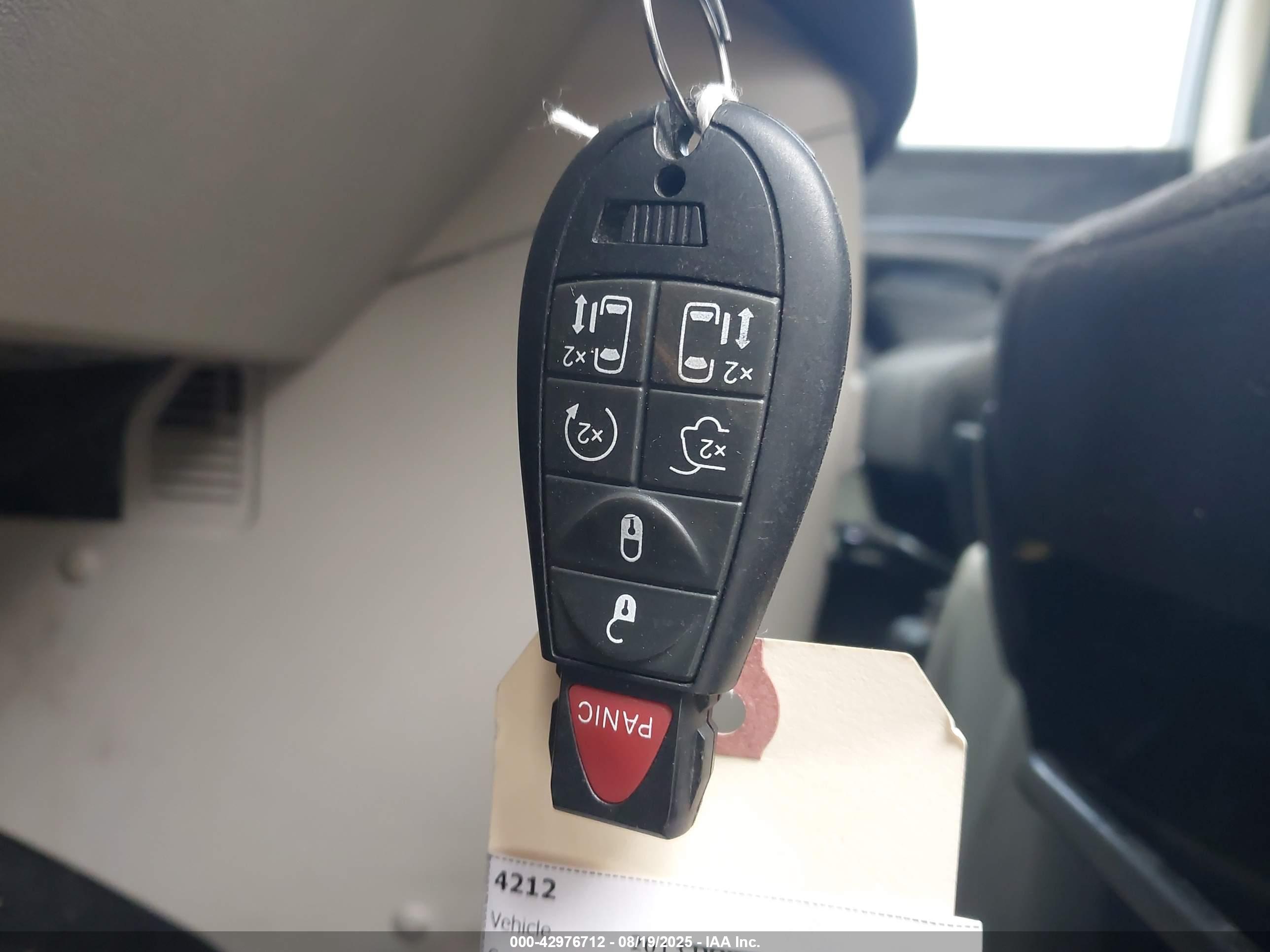 DODGE GRAND image 11