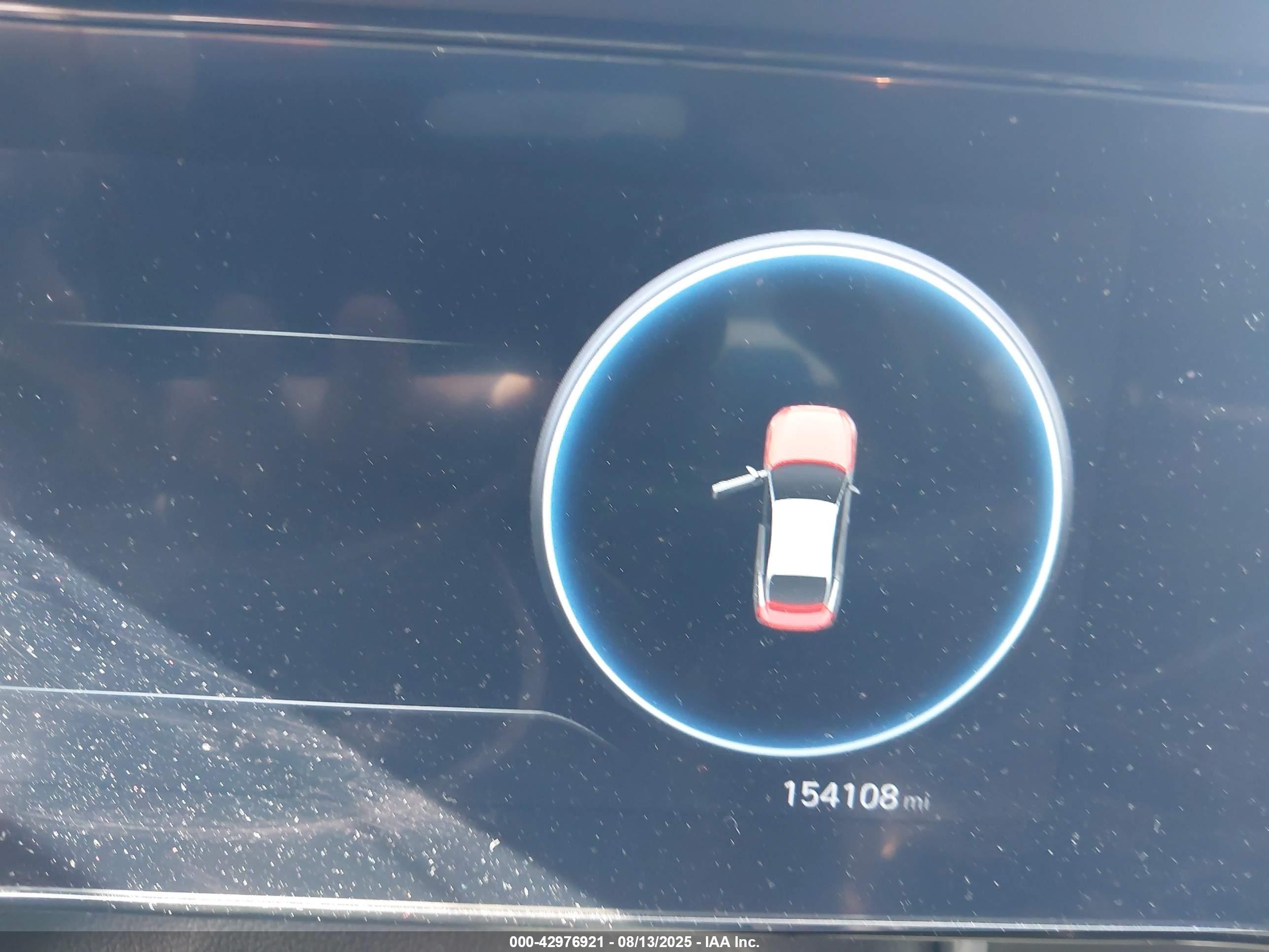 HYUNDAI ELANTRA image 7