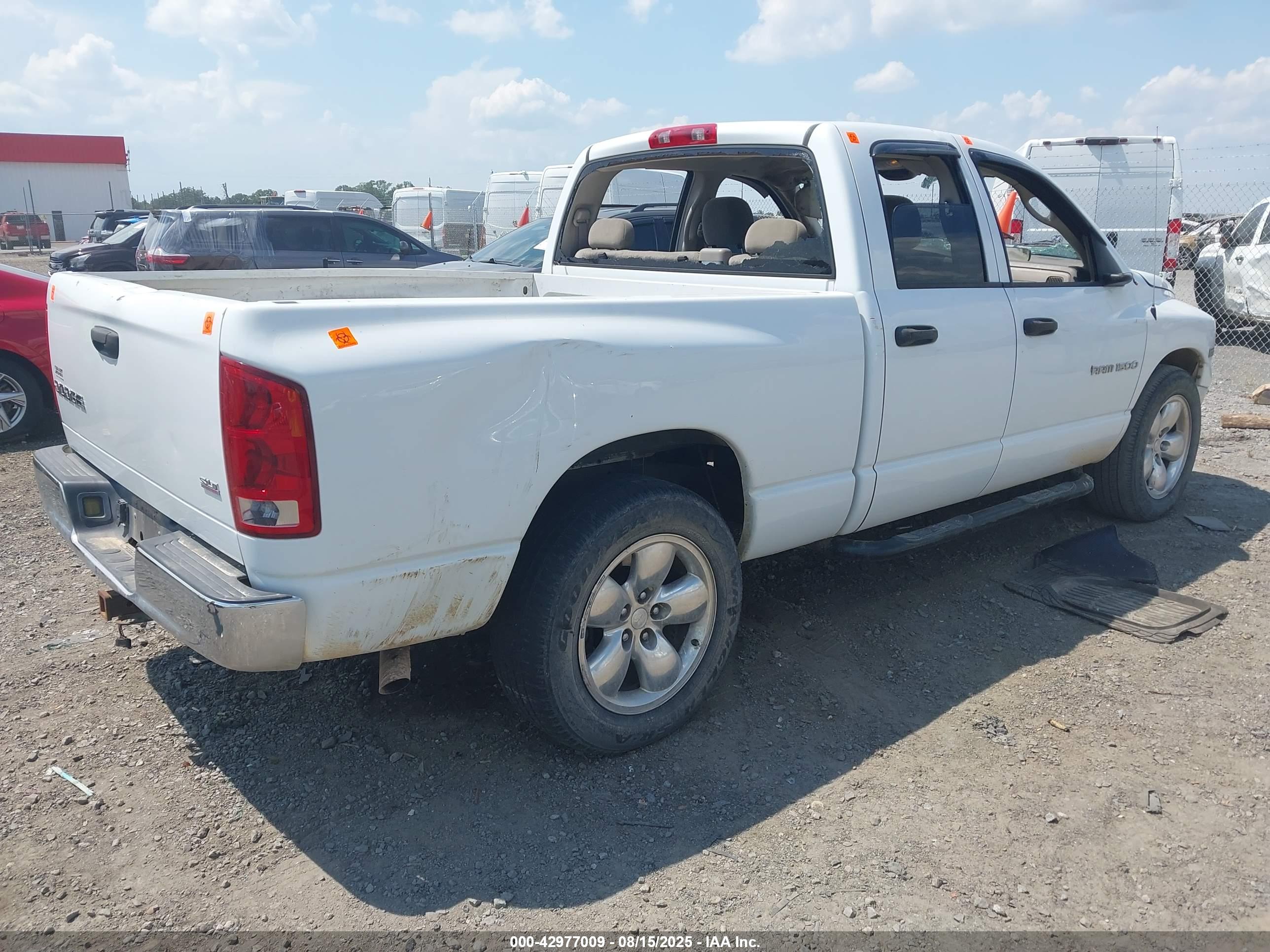 DODGE RAM image 4