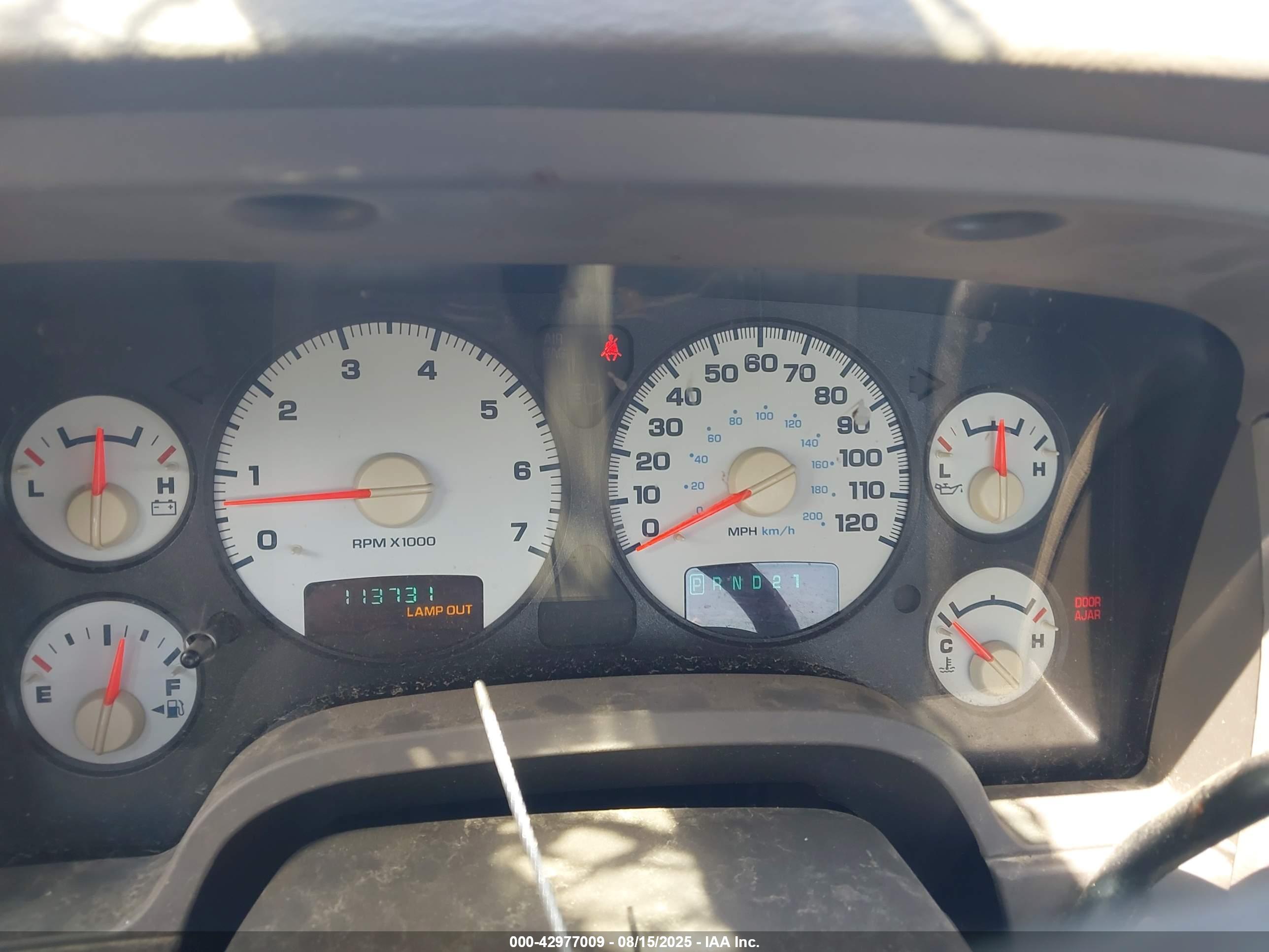 DODGE RAM image 7