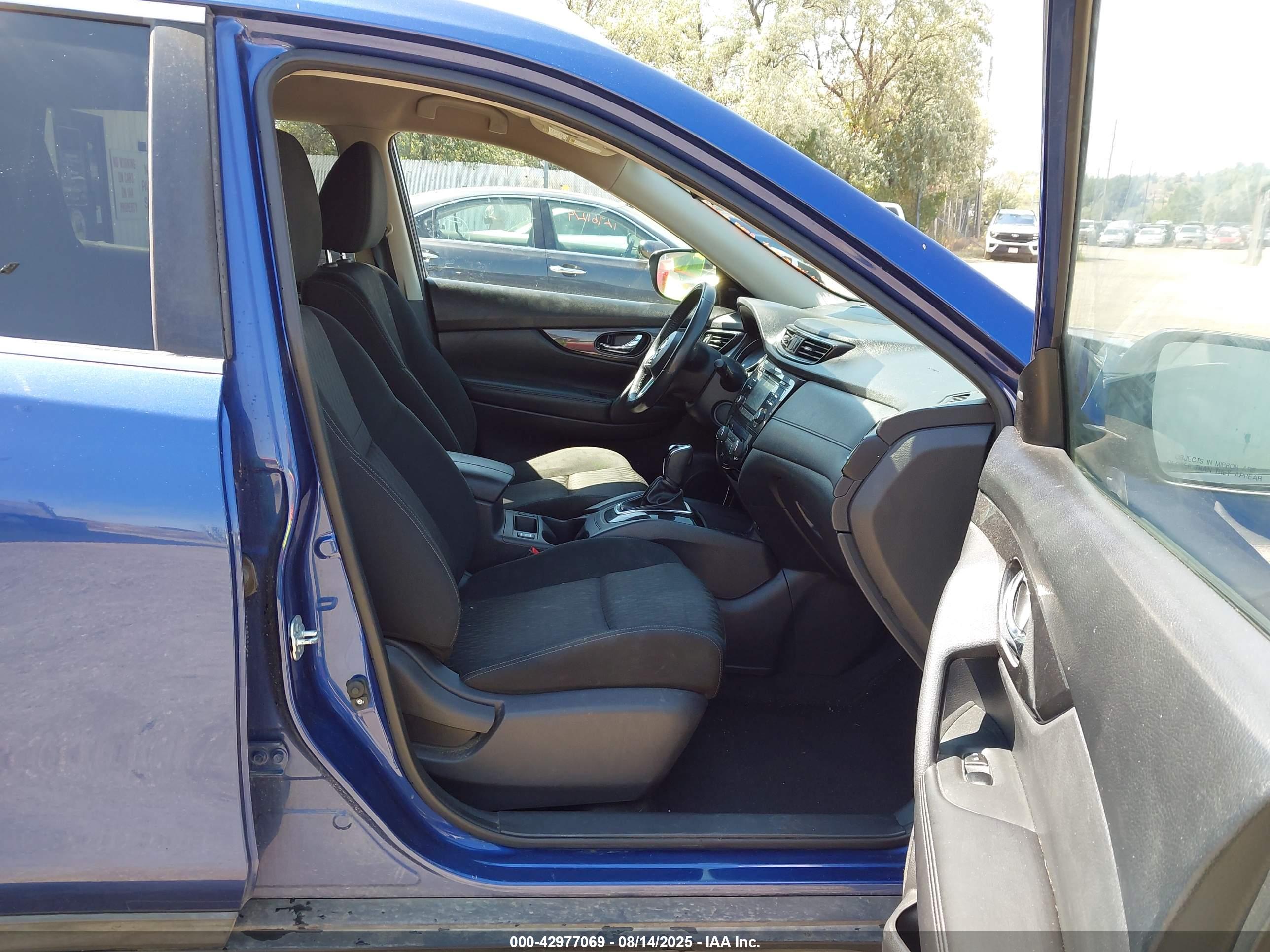 NISSAN ROGUE image 5