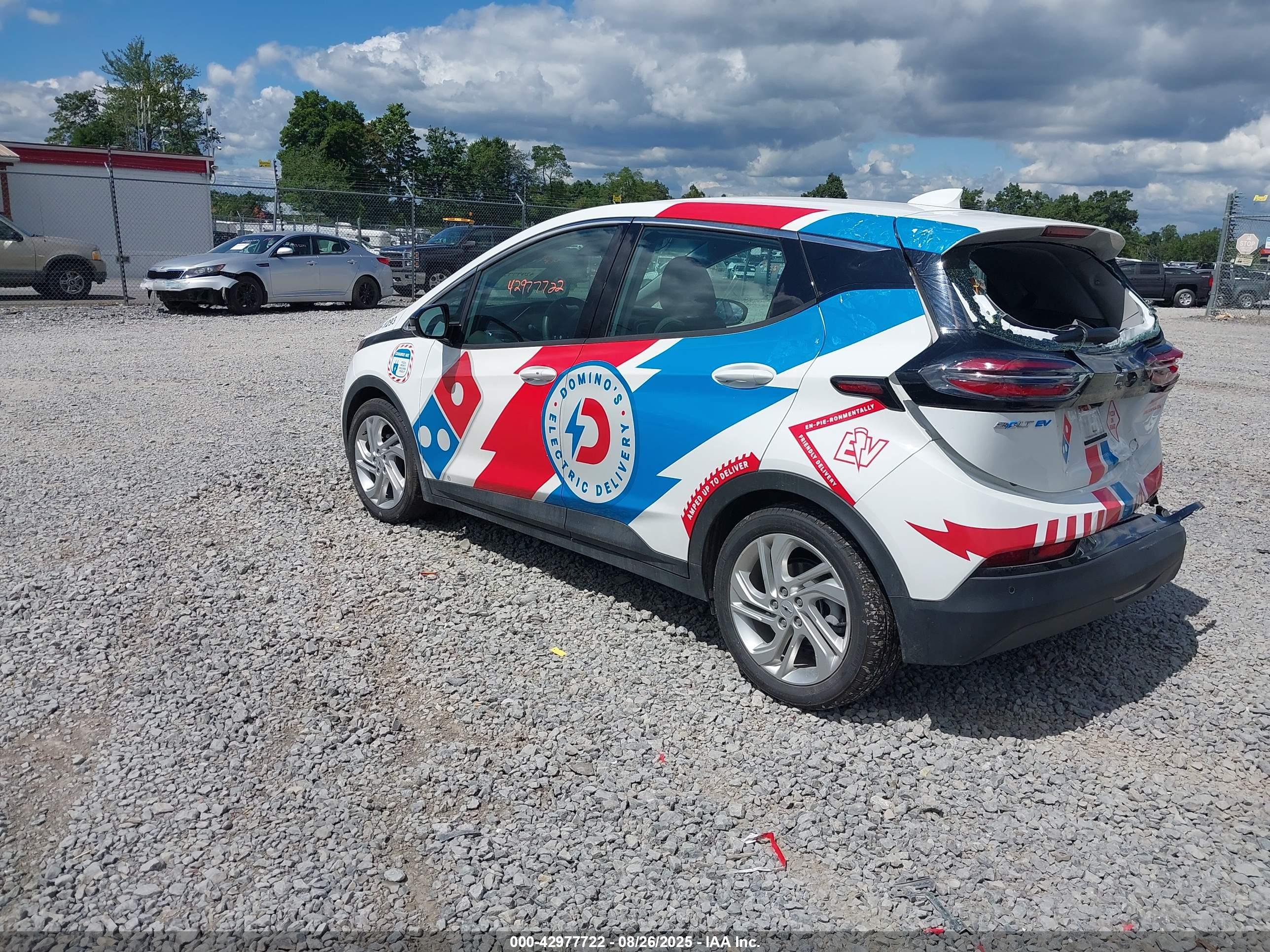 CHEVROLET BOLT image 3