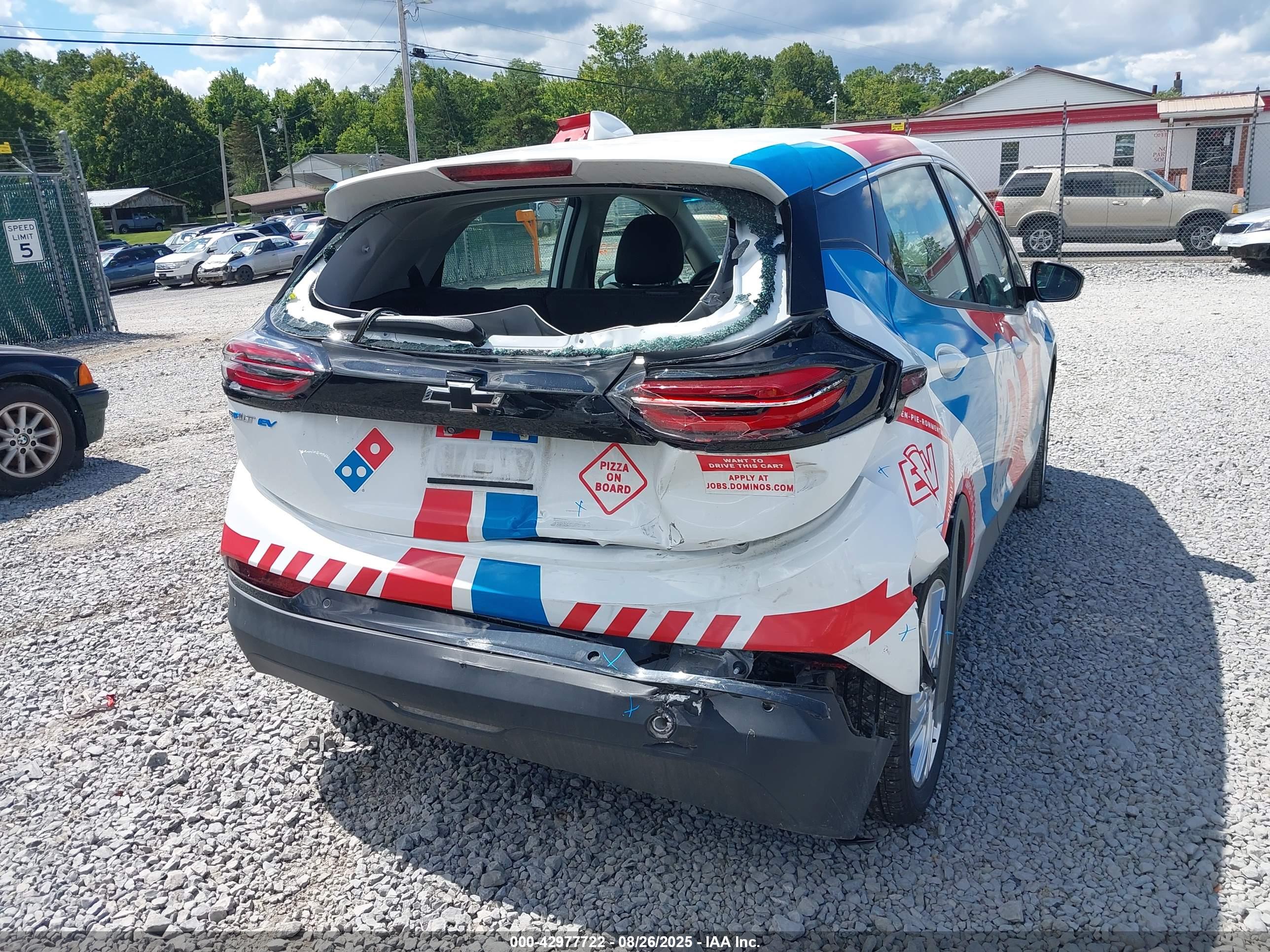 CHEVROLET BOLT image 6