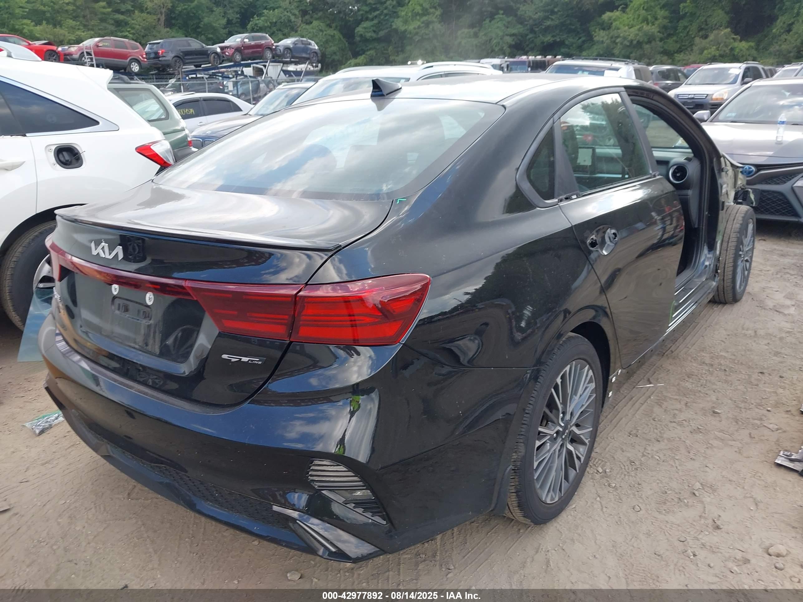 KIA FORTE image 4