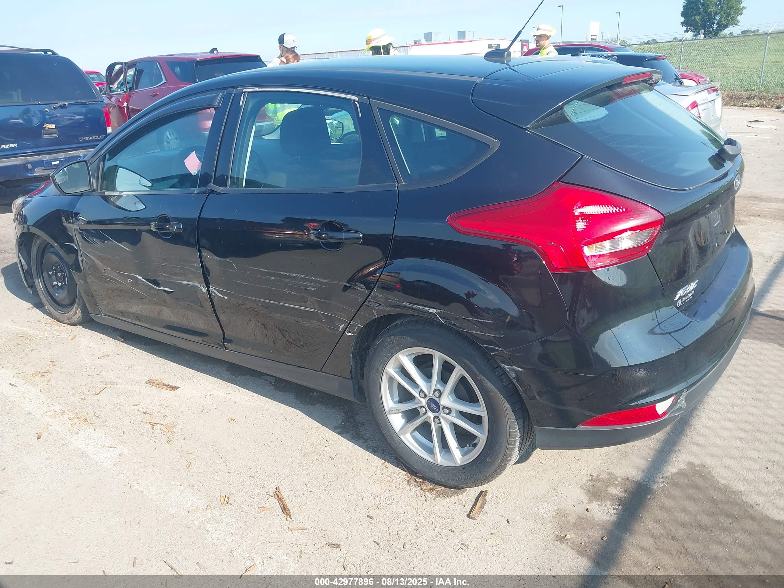 FORD FOCUS image 3