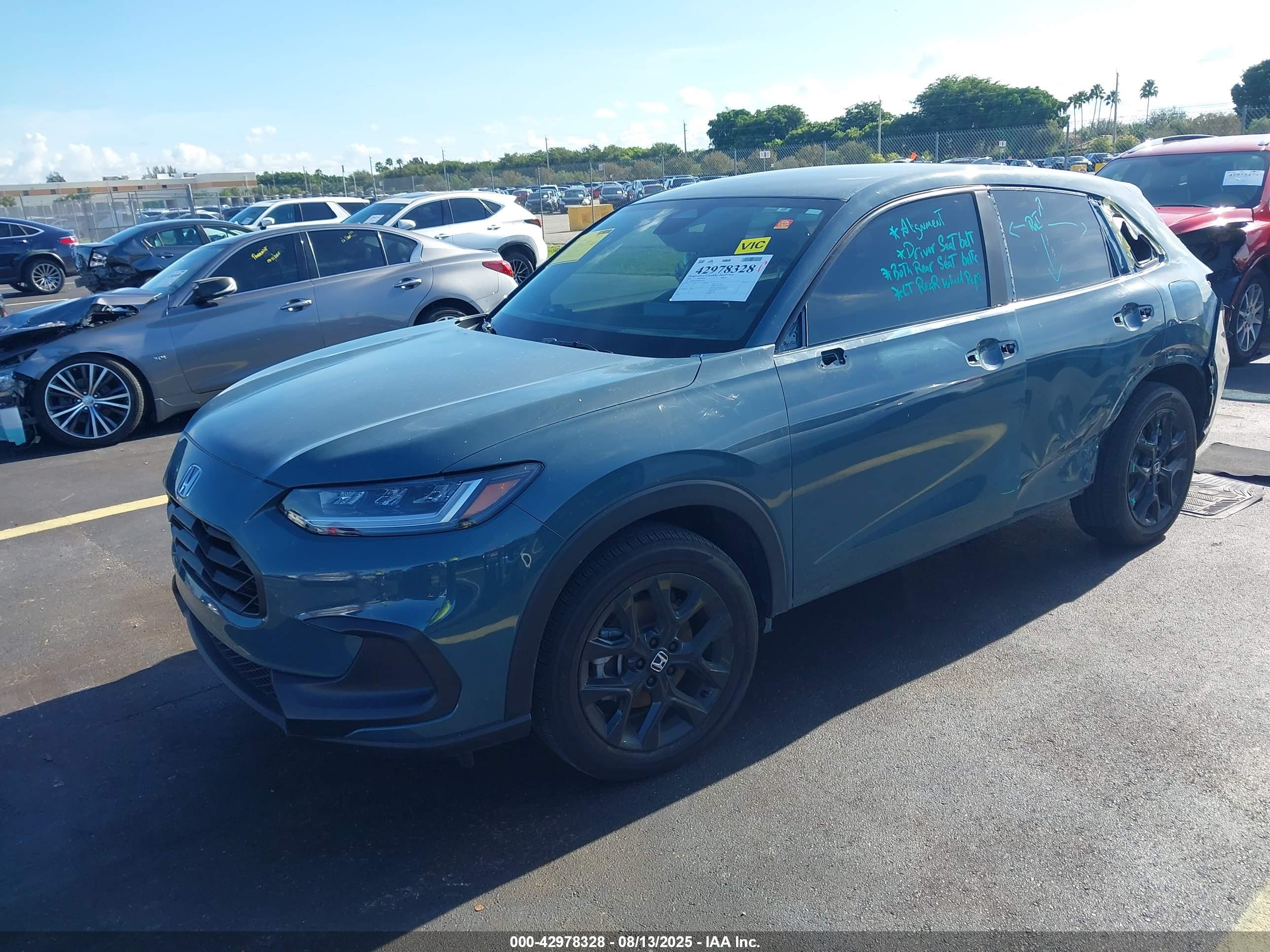 HONDA HR-V image 2