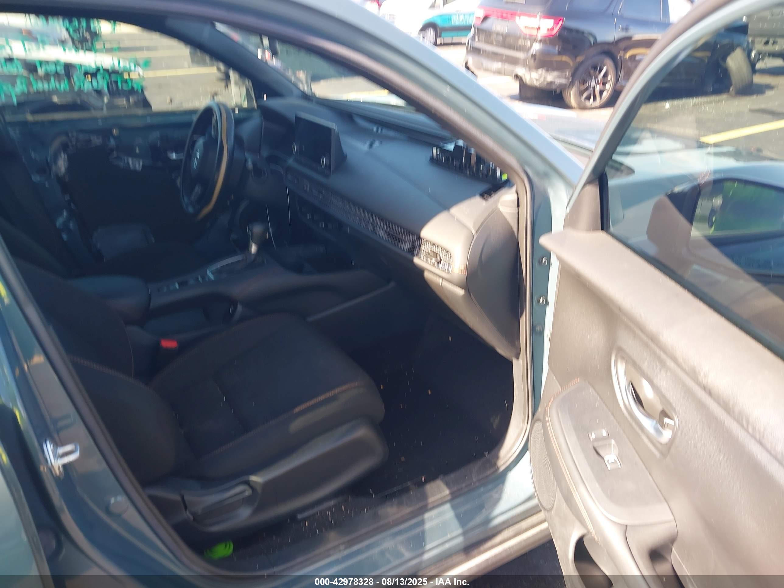 HONDA HR-V image 5