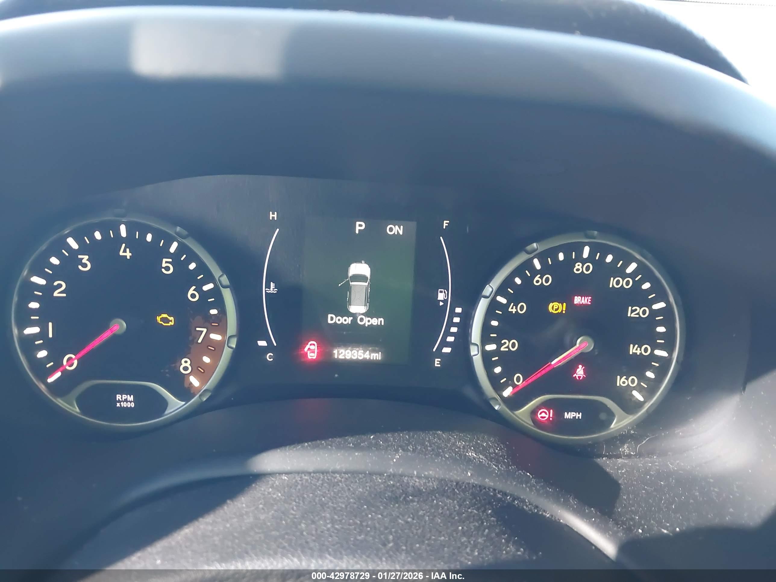 JEEP RENEGADE image 7