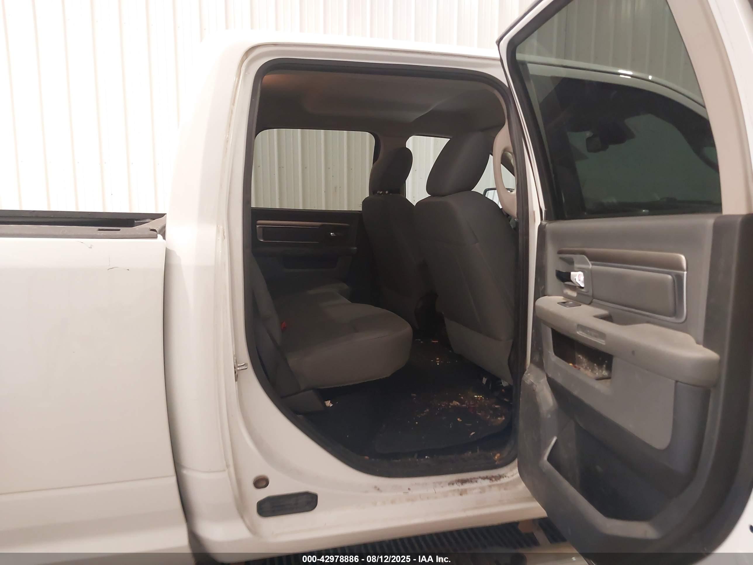 RAM 2500 image 8