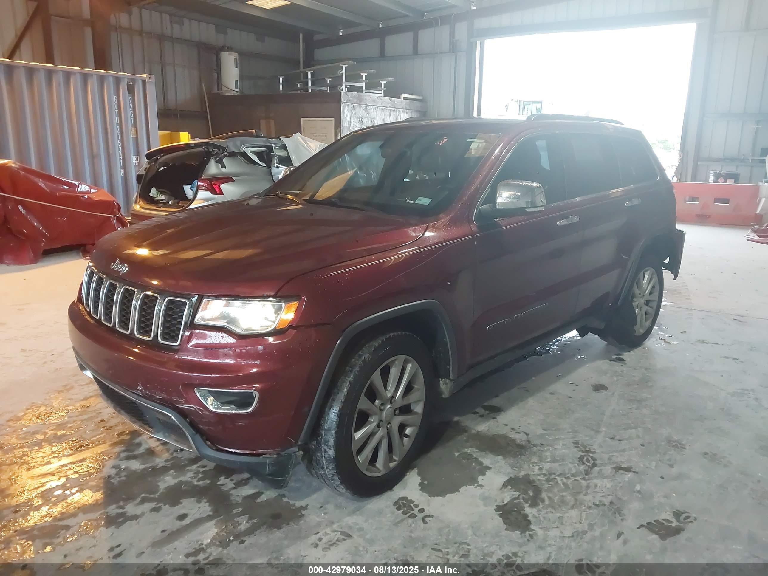 JEEP GRAND image 2