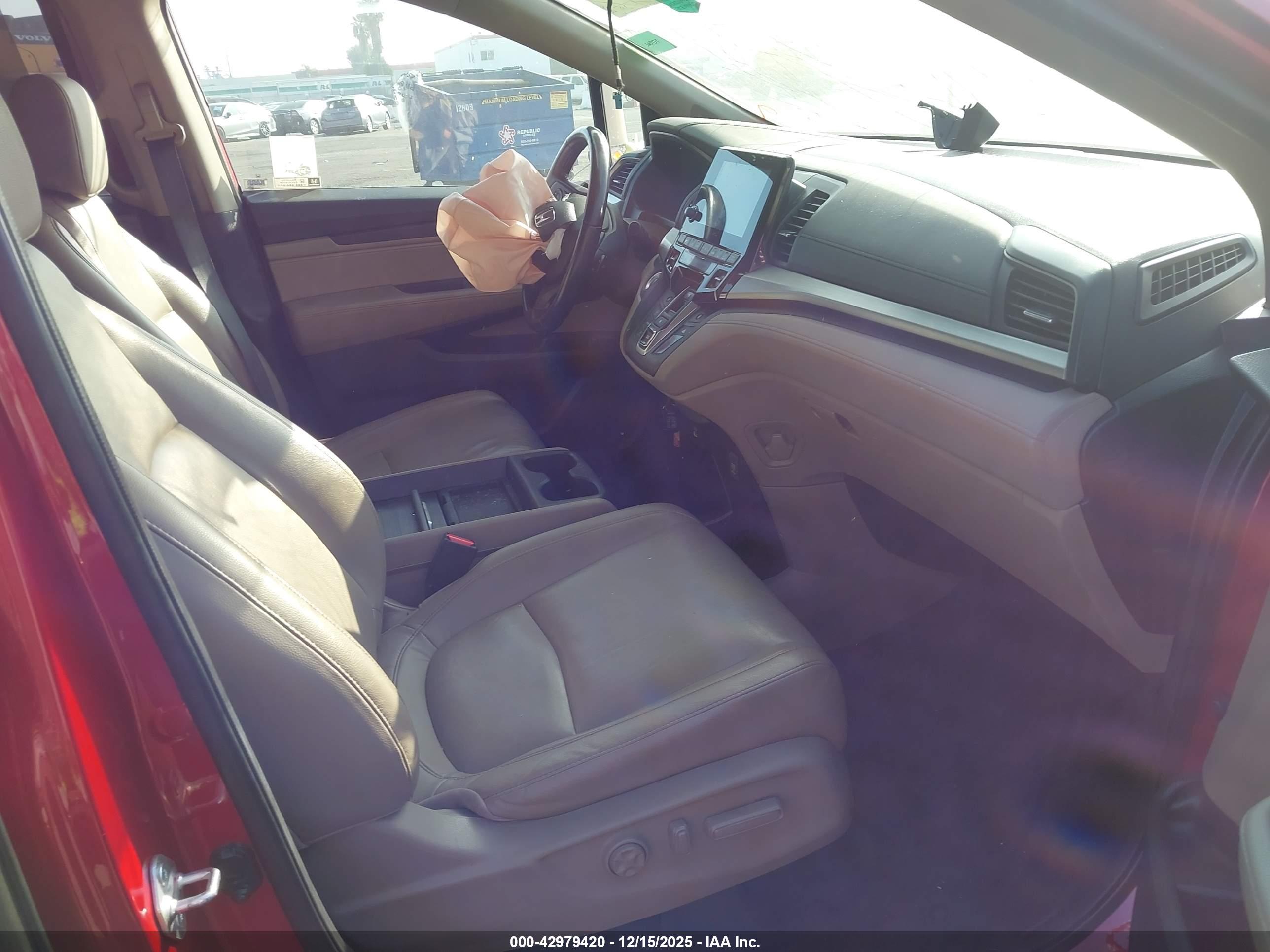 HONDA ODYSSEY image 5