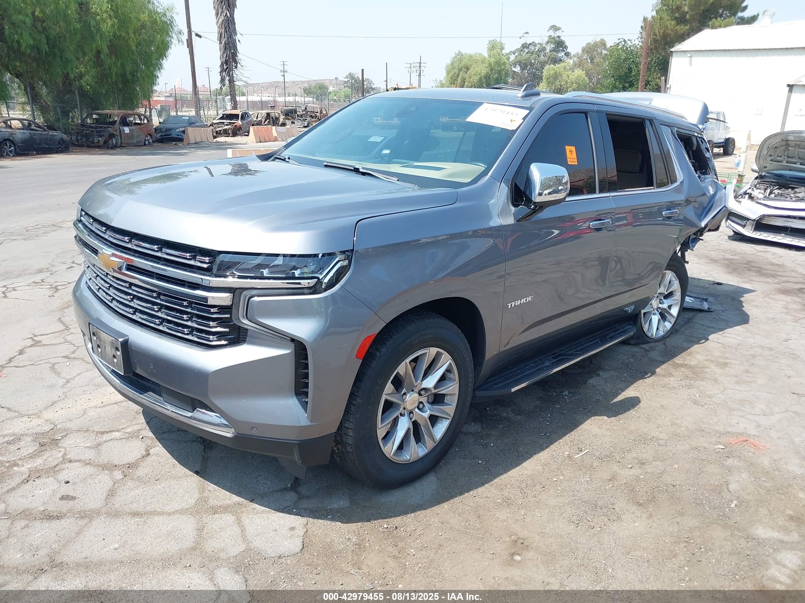 CHEVROLET TAHOE image 2