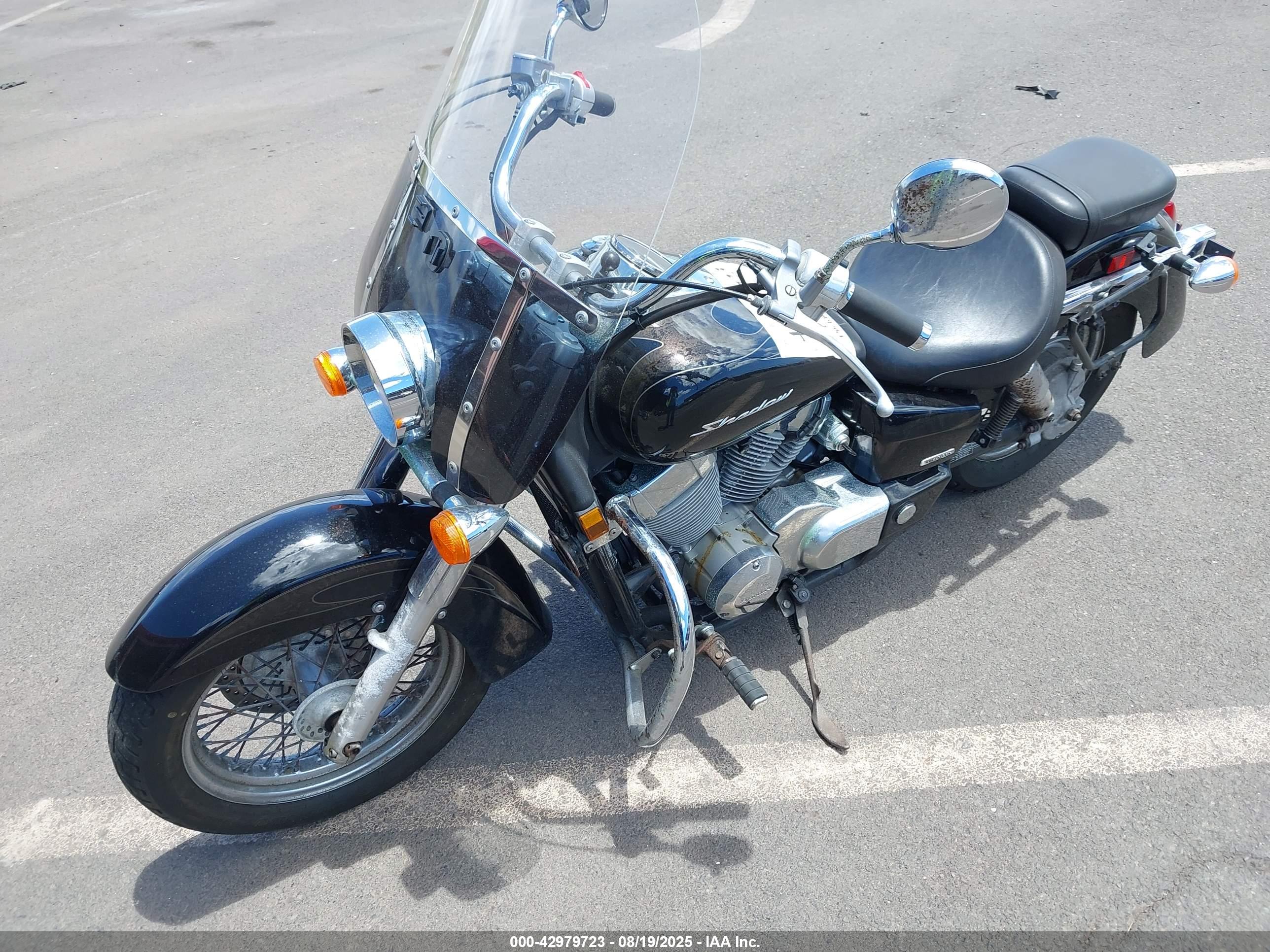 HONDA VT750 image 2