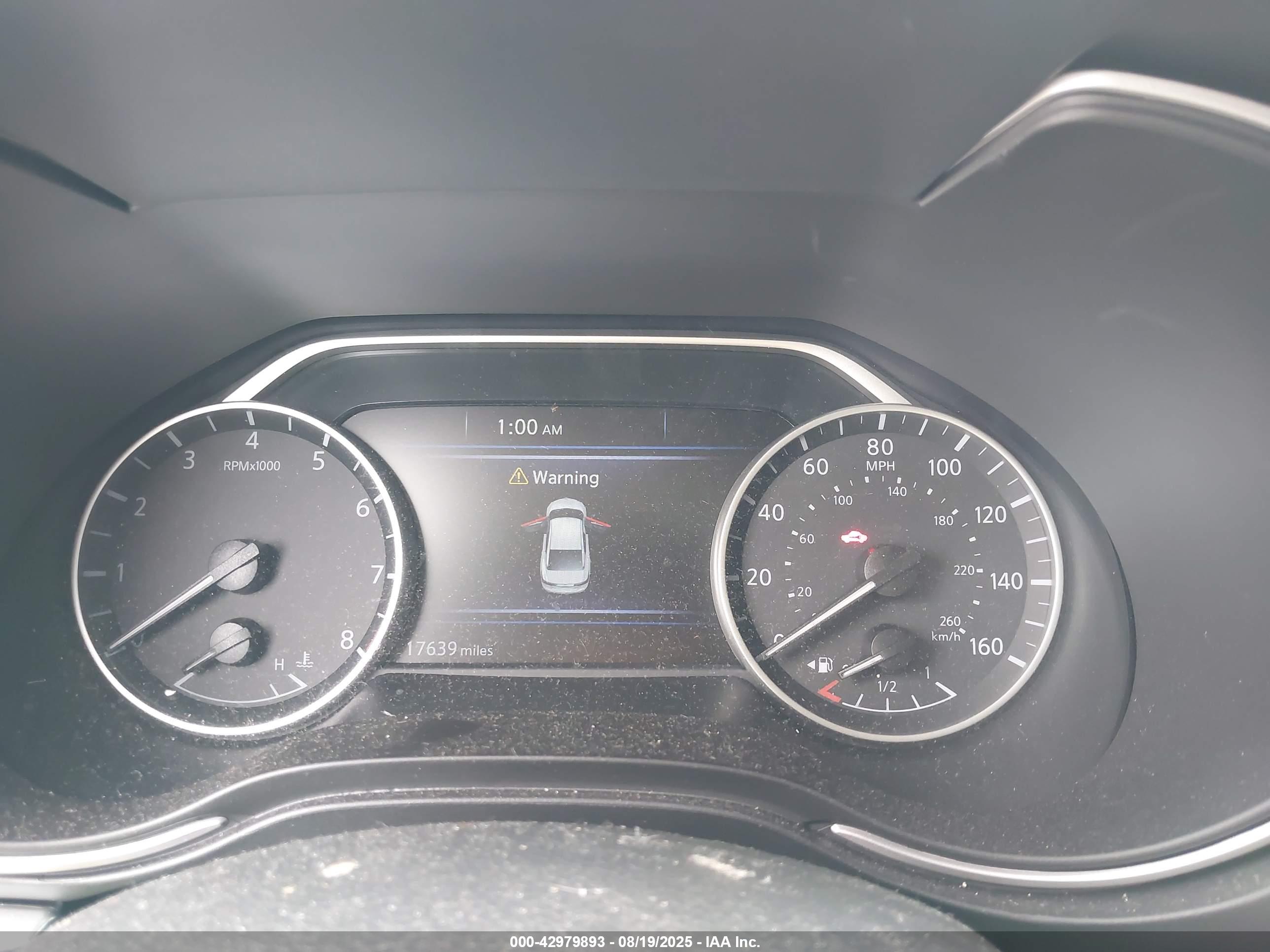 NISSAN MAXIMA image 7