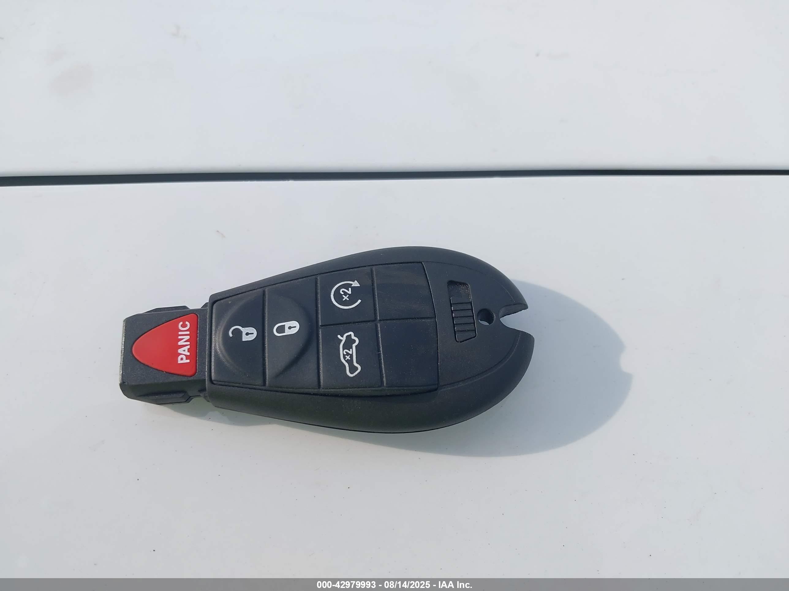 DODGE CHALLENGER image 11