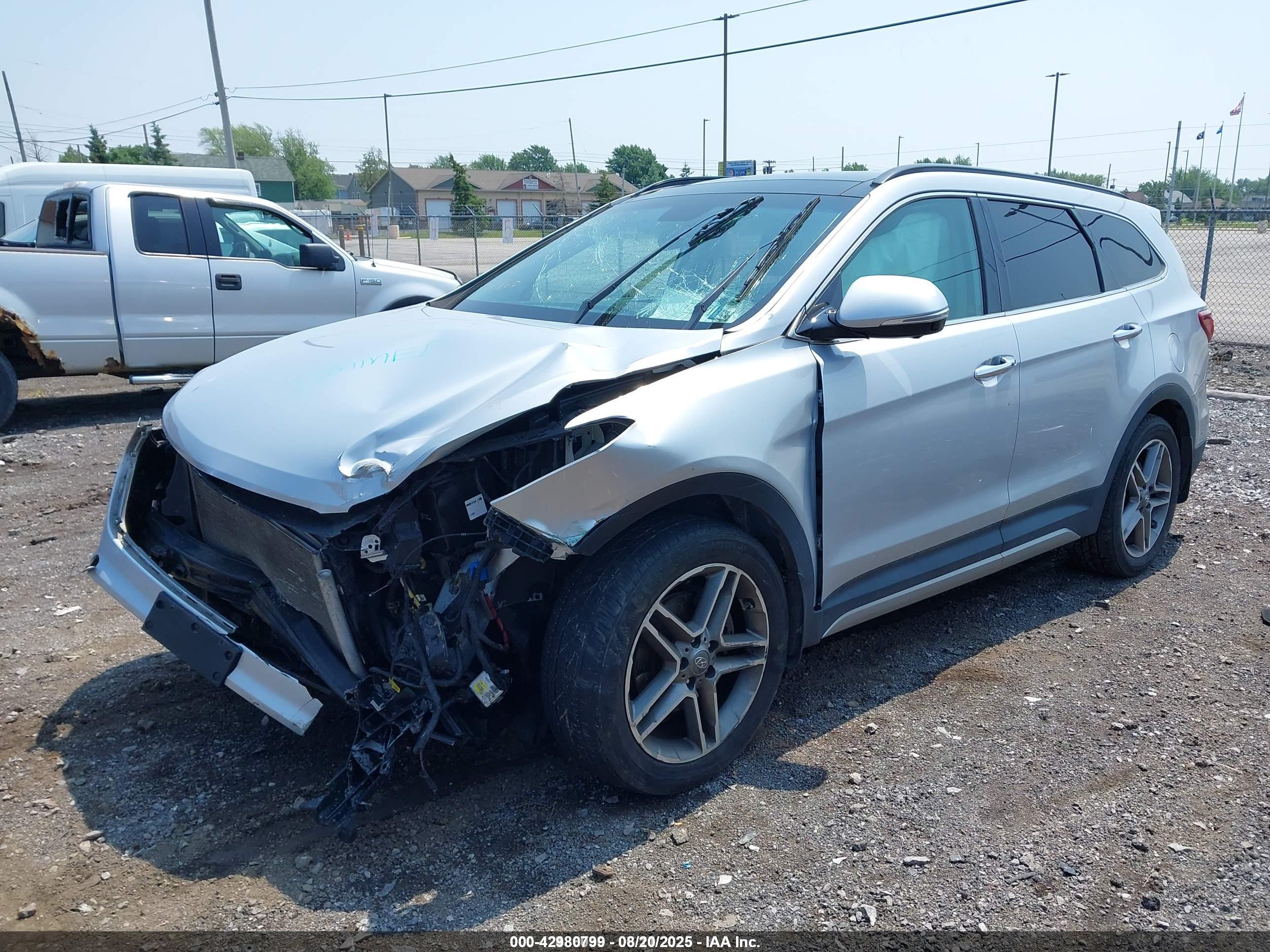 HYUNDAI SANTA image 2