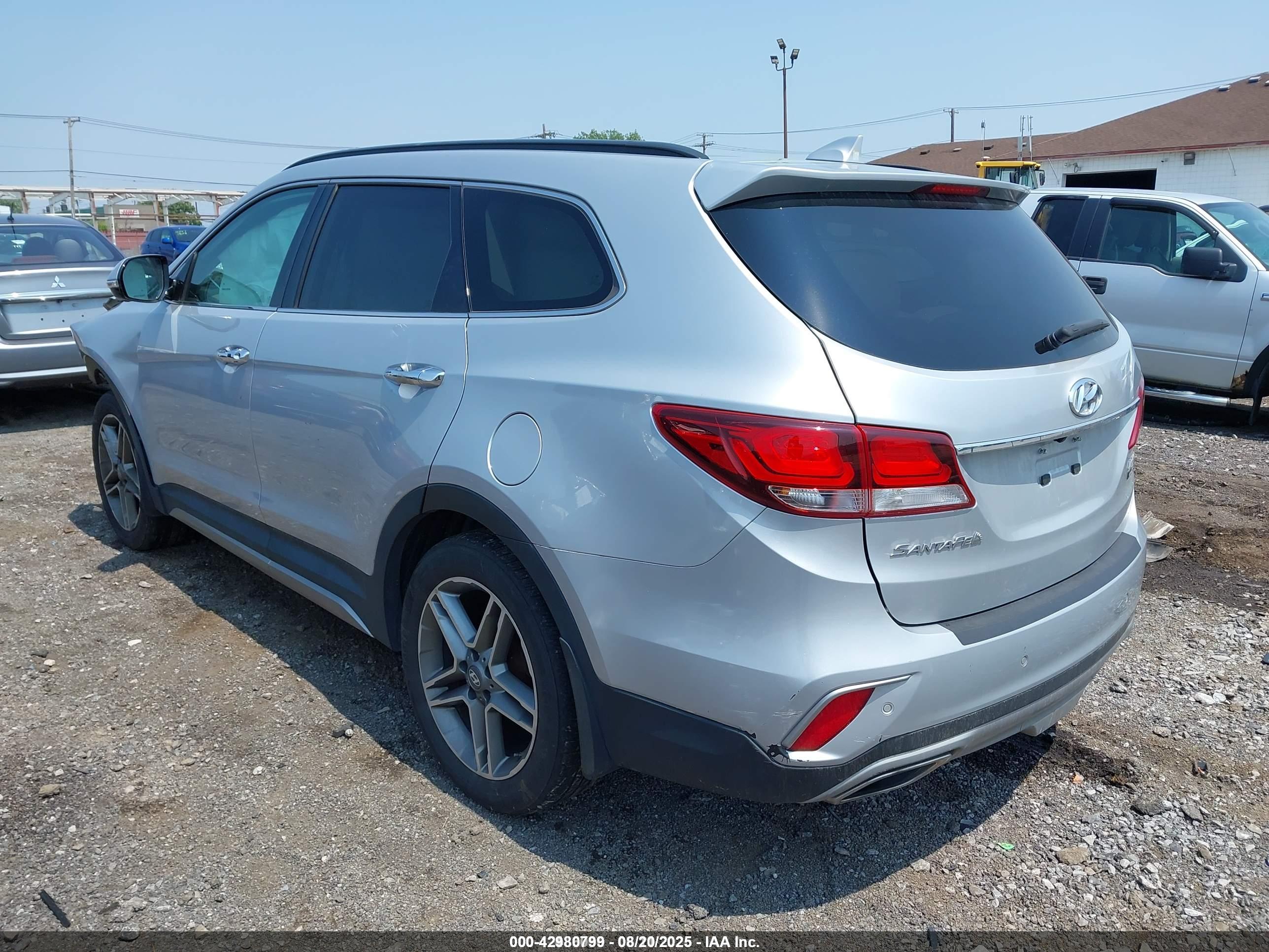 HYUNDAI SANTA image 3