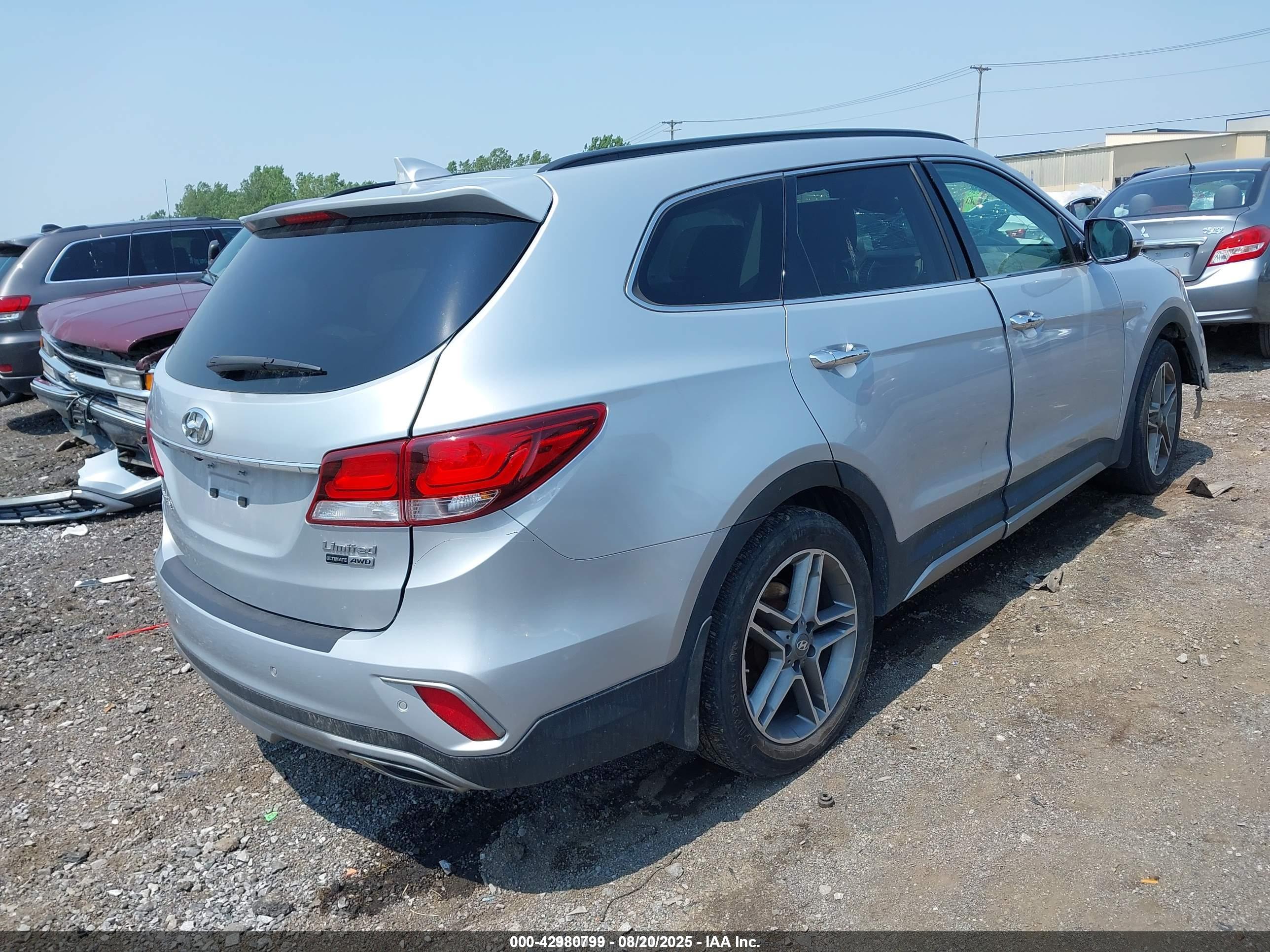 HYUNDAI SANTA image 4