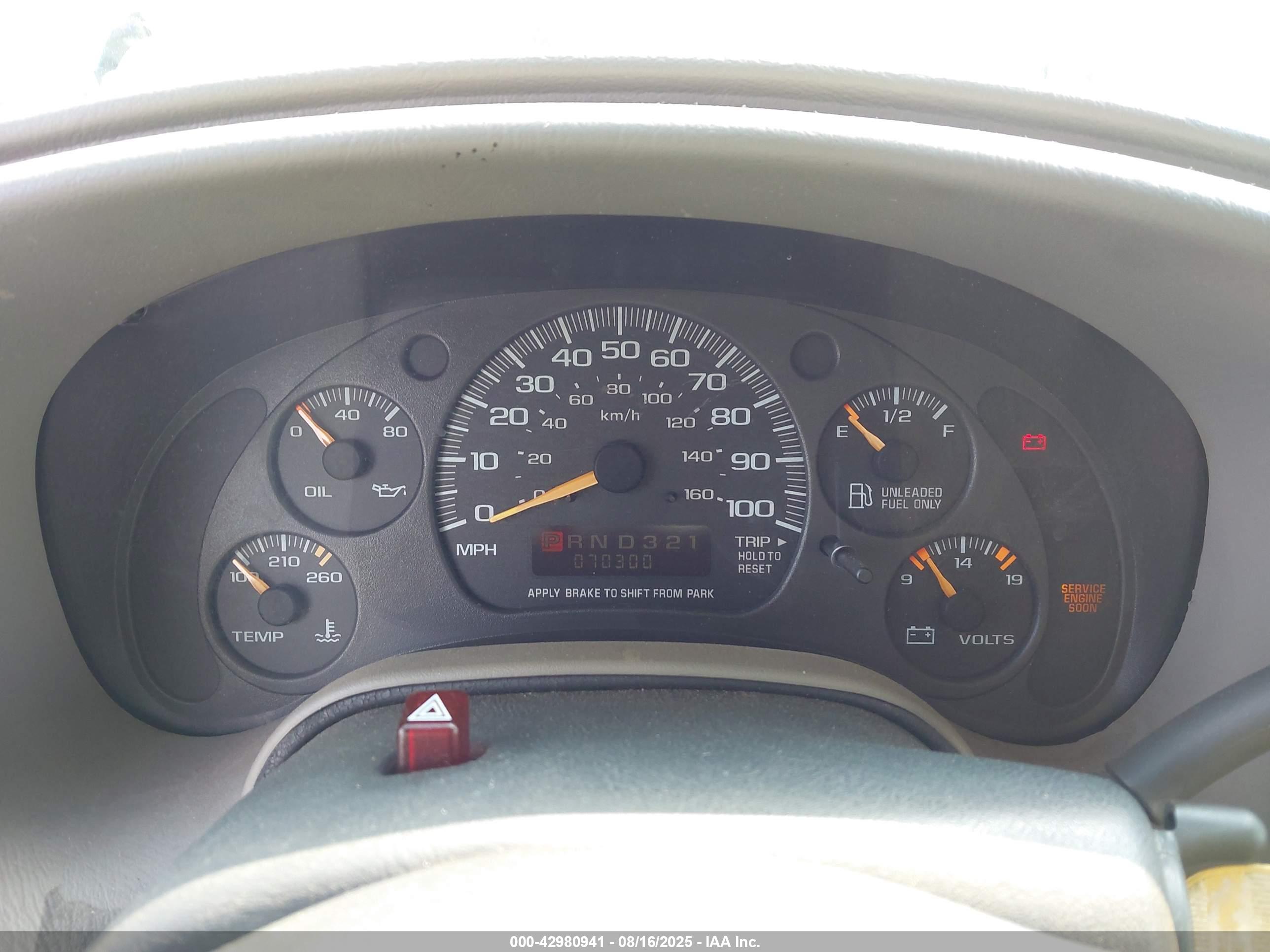 CHEVROLET ASTRO image 7