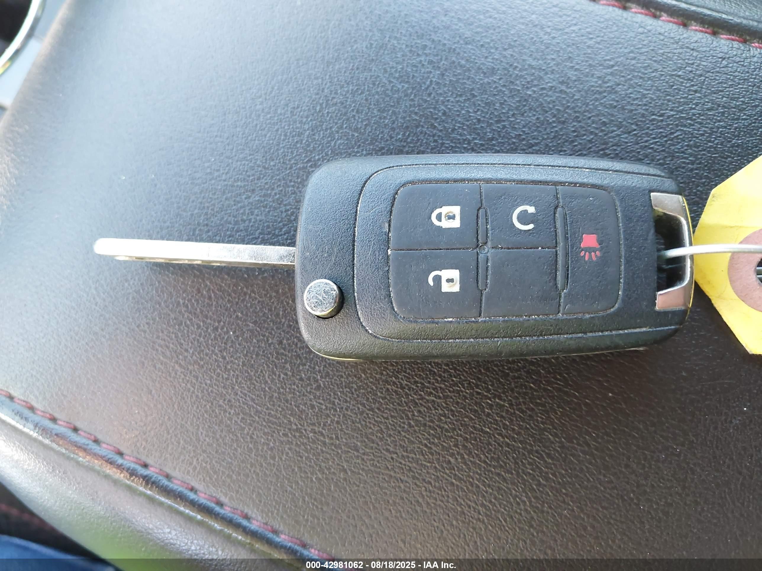 CHEVROLET EQUINOX image 11