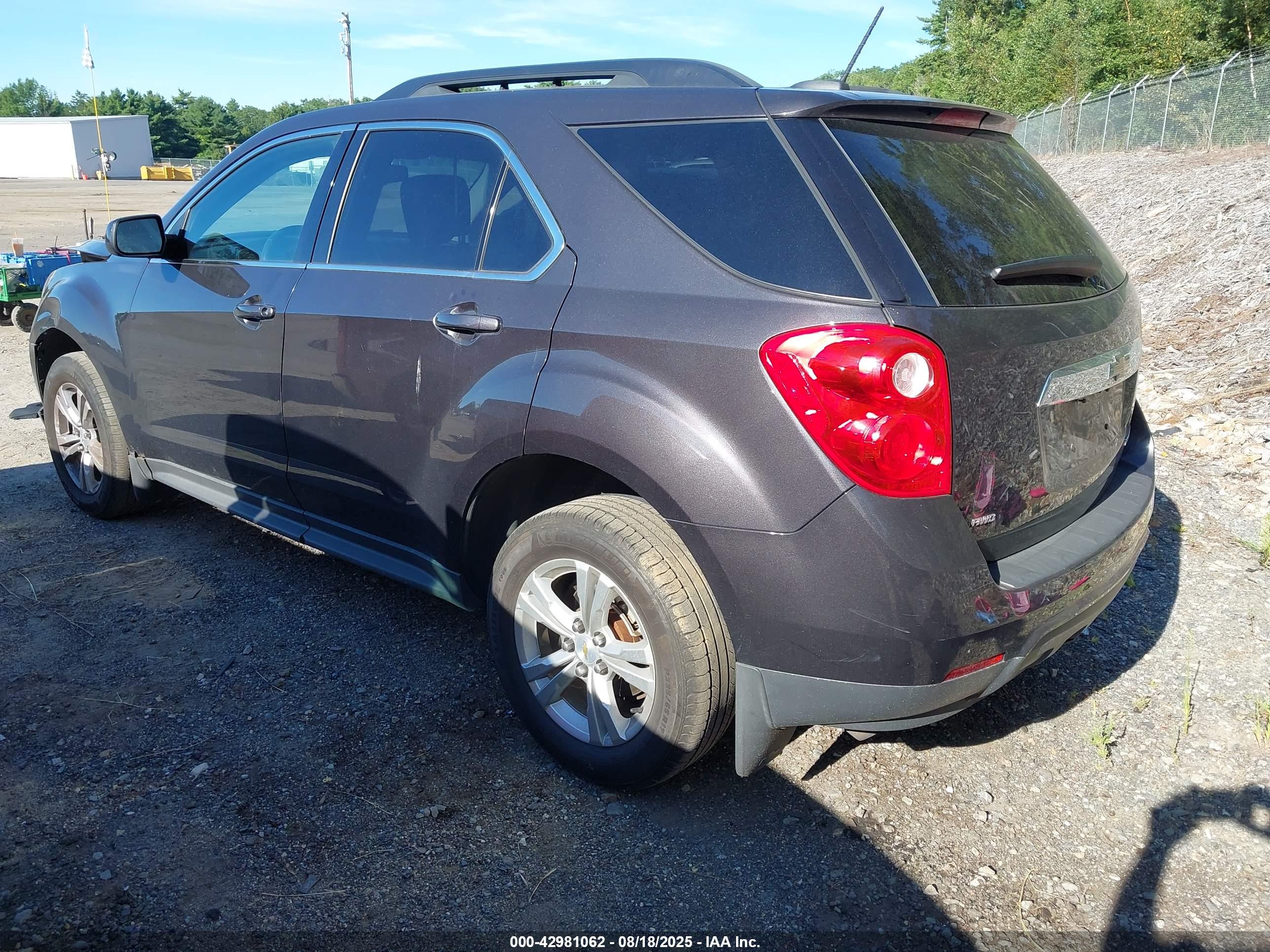 CHEVROLET EQUINOX image 3