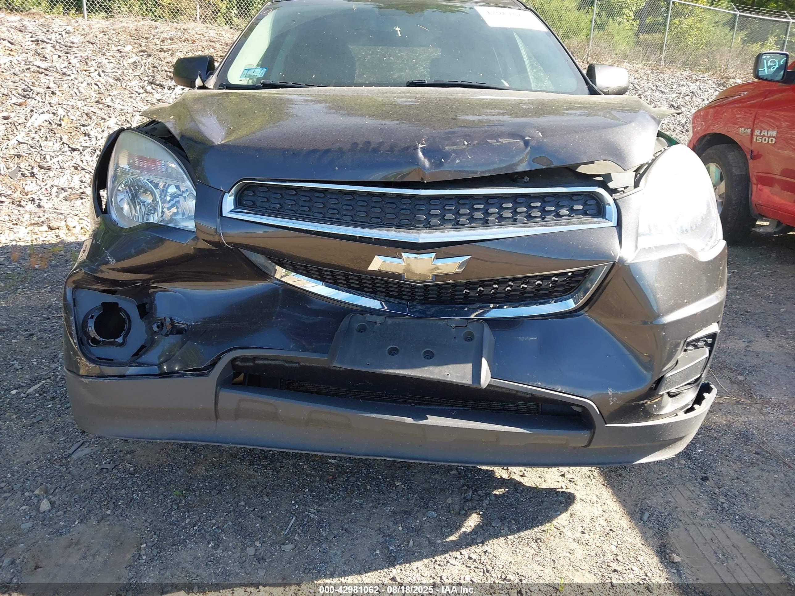 CHEVROLET EQUINOX image 6