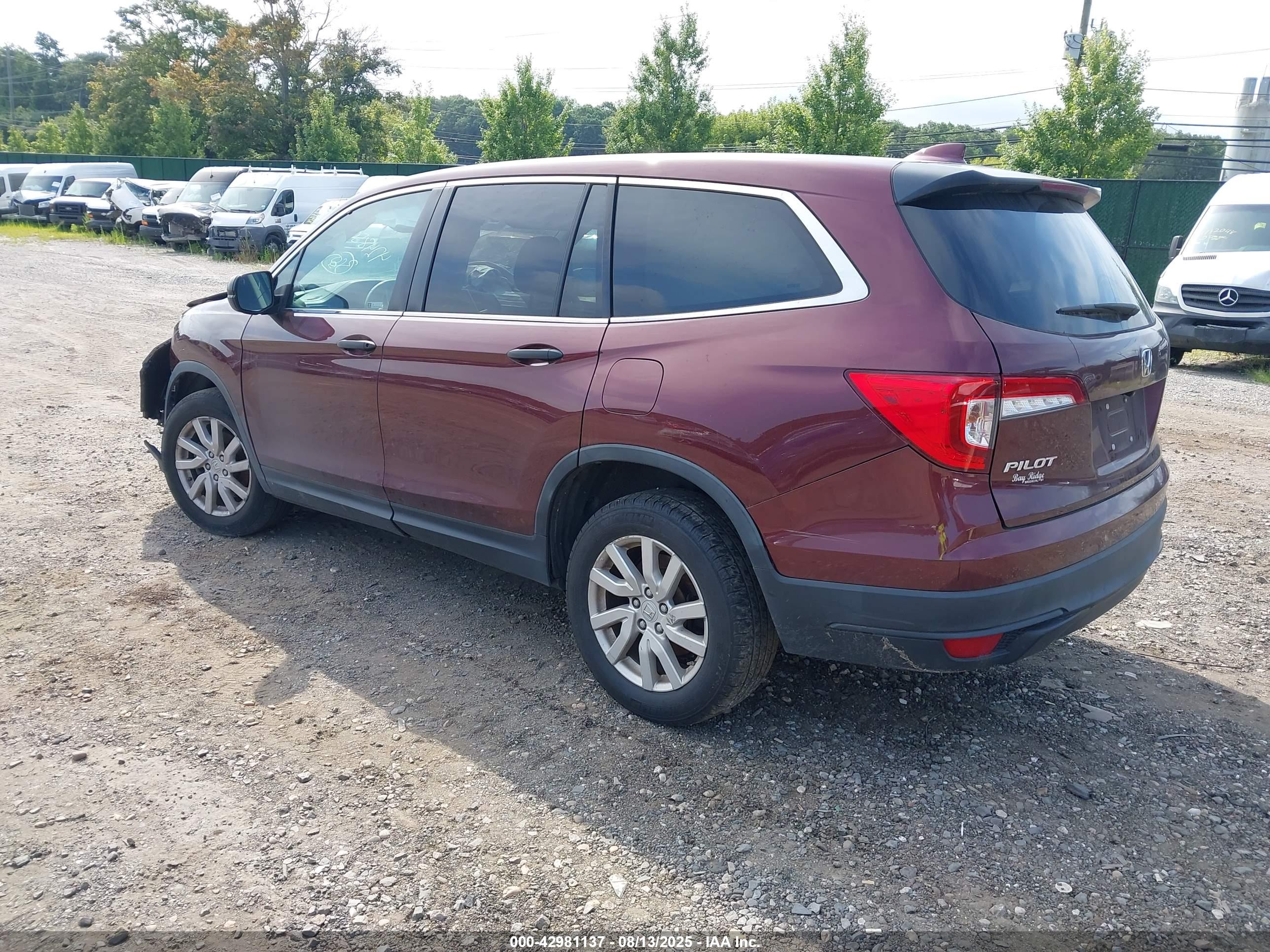 HONDA PILOT image 3