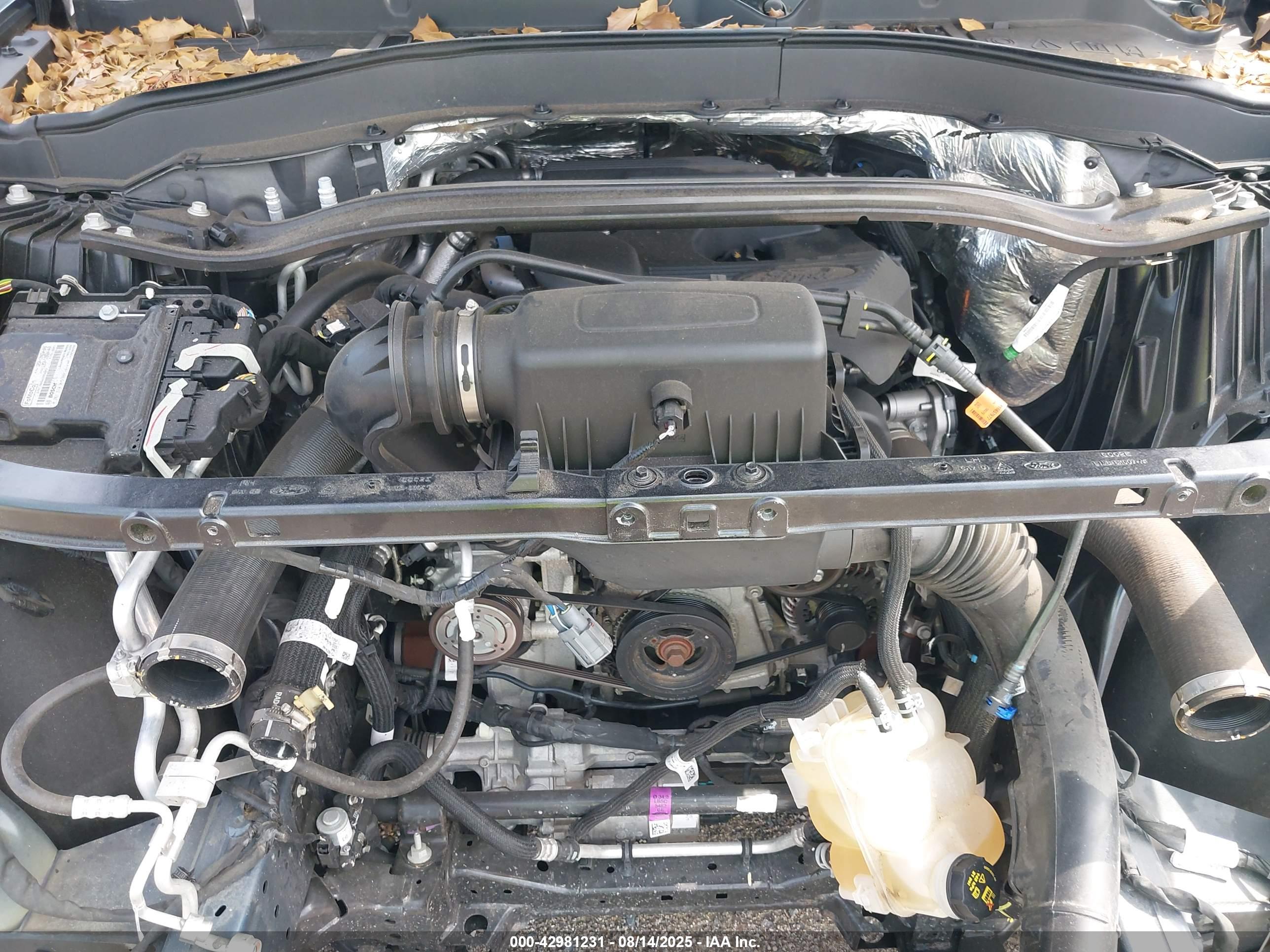 FORD EXPLORER image 10
