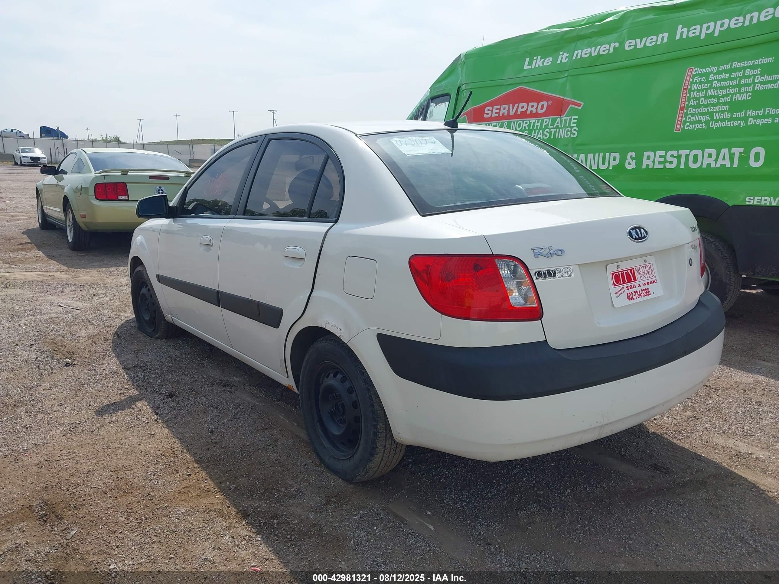 KIA RIO image 3