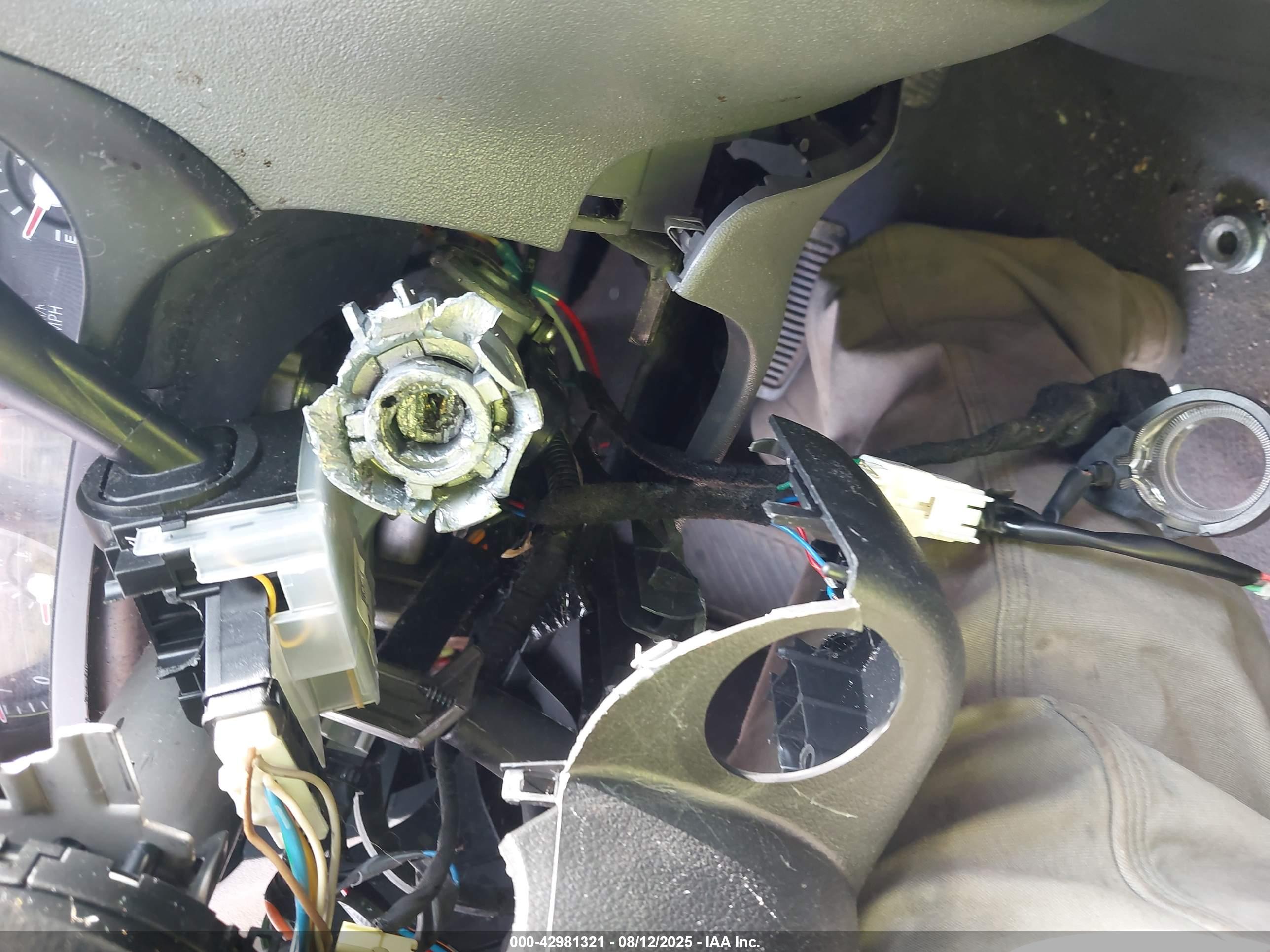 KIA RIO image 6