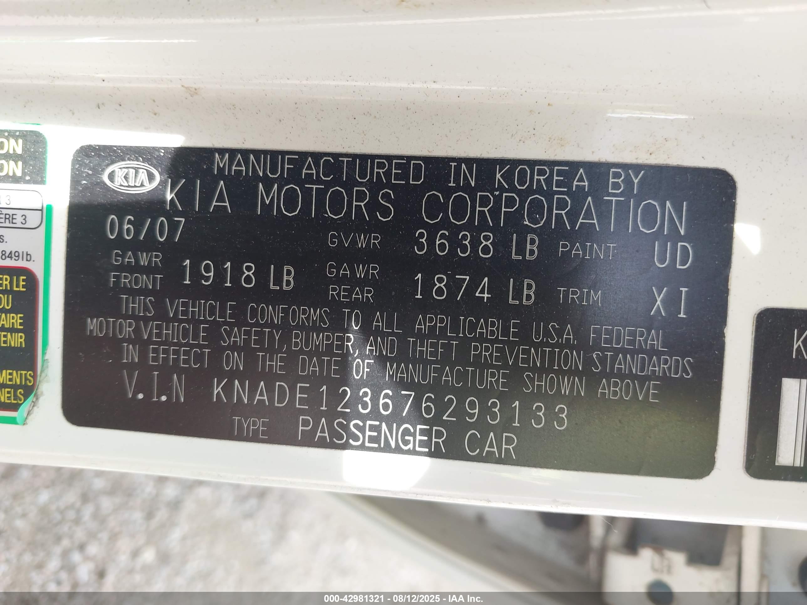 KIA RIO image 9