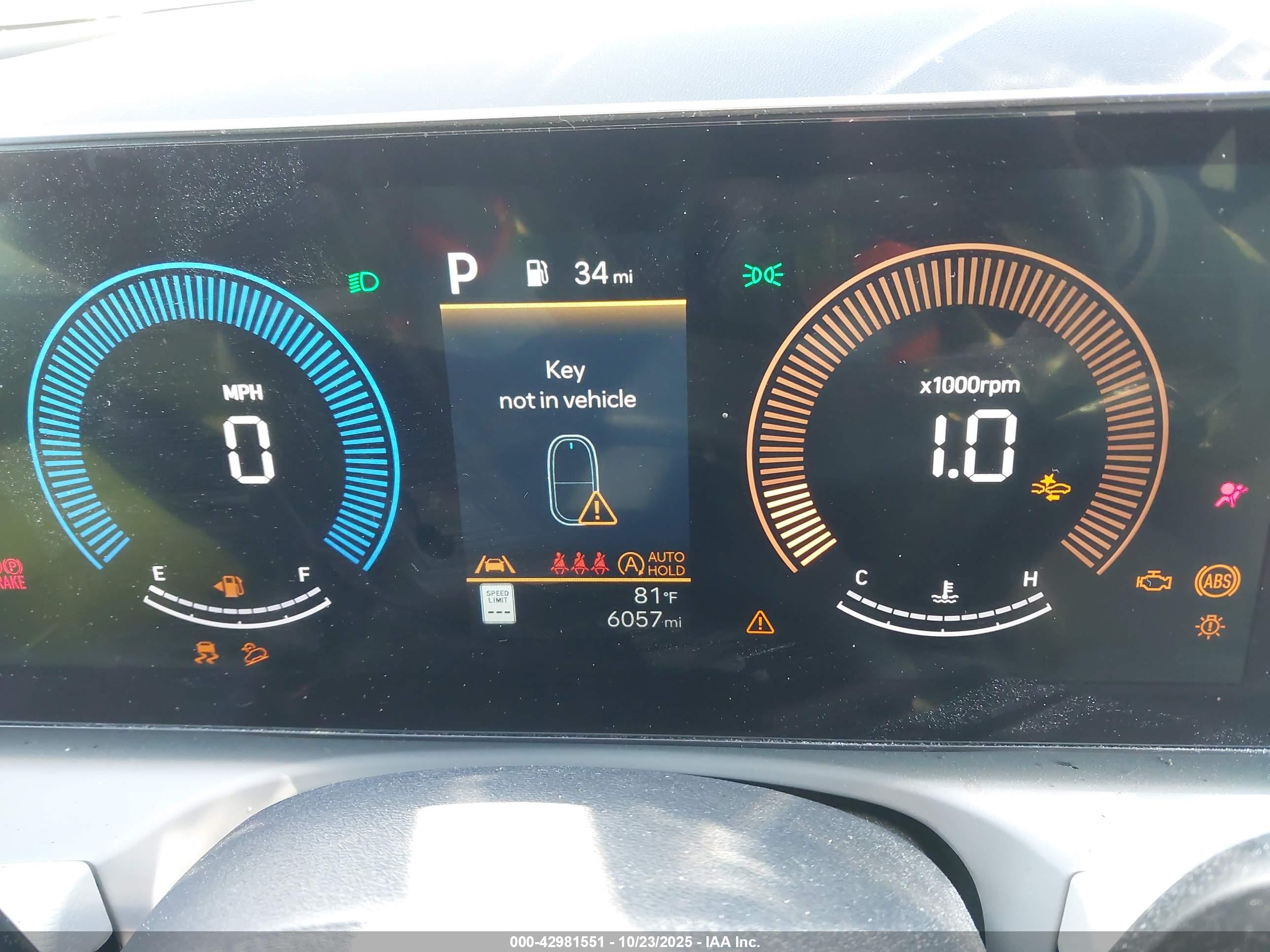 HYUNDAI TUCSON image 7