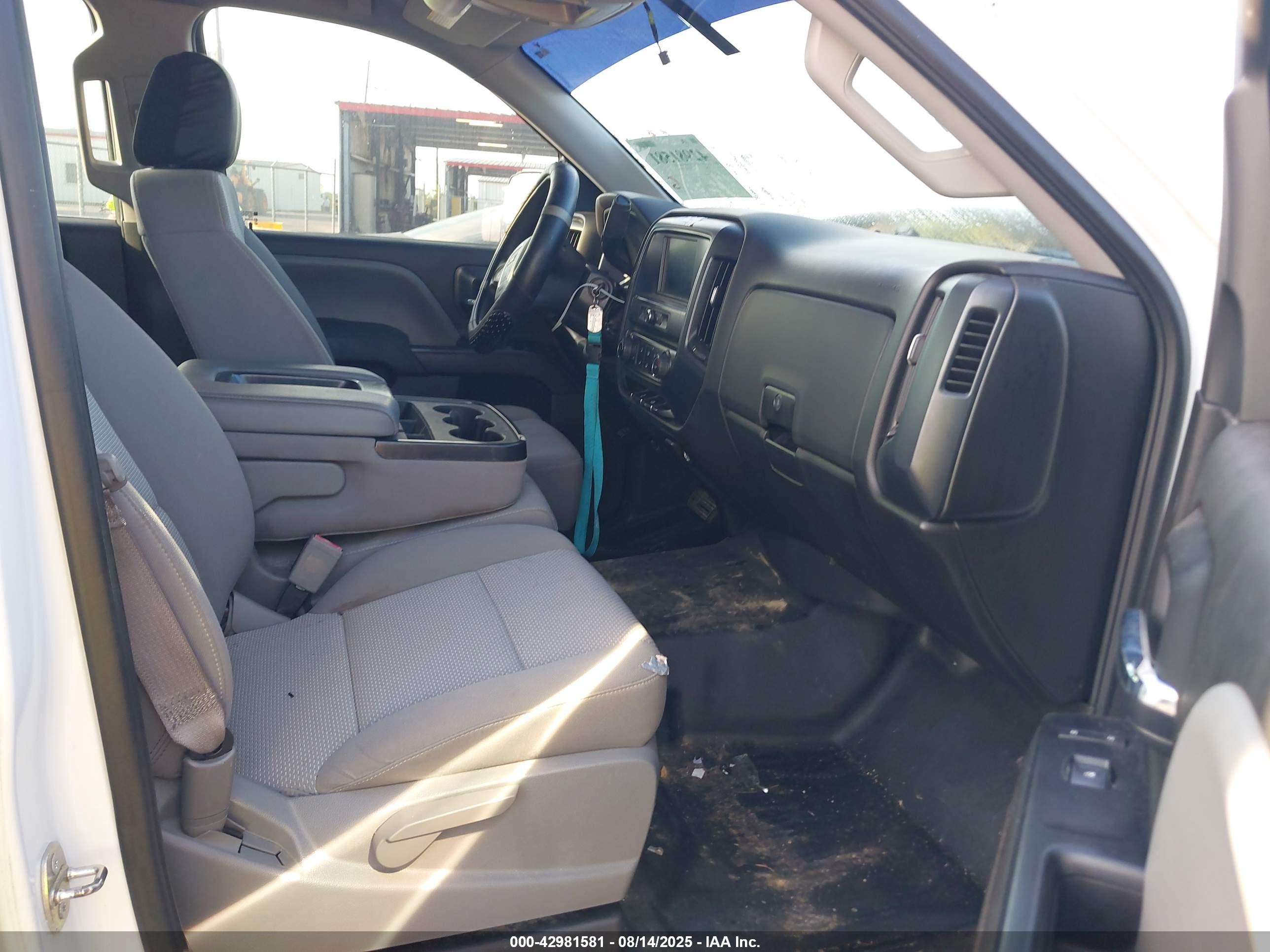 GMC SIERRA image 5