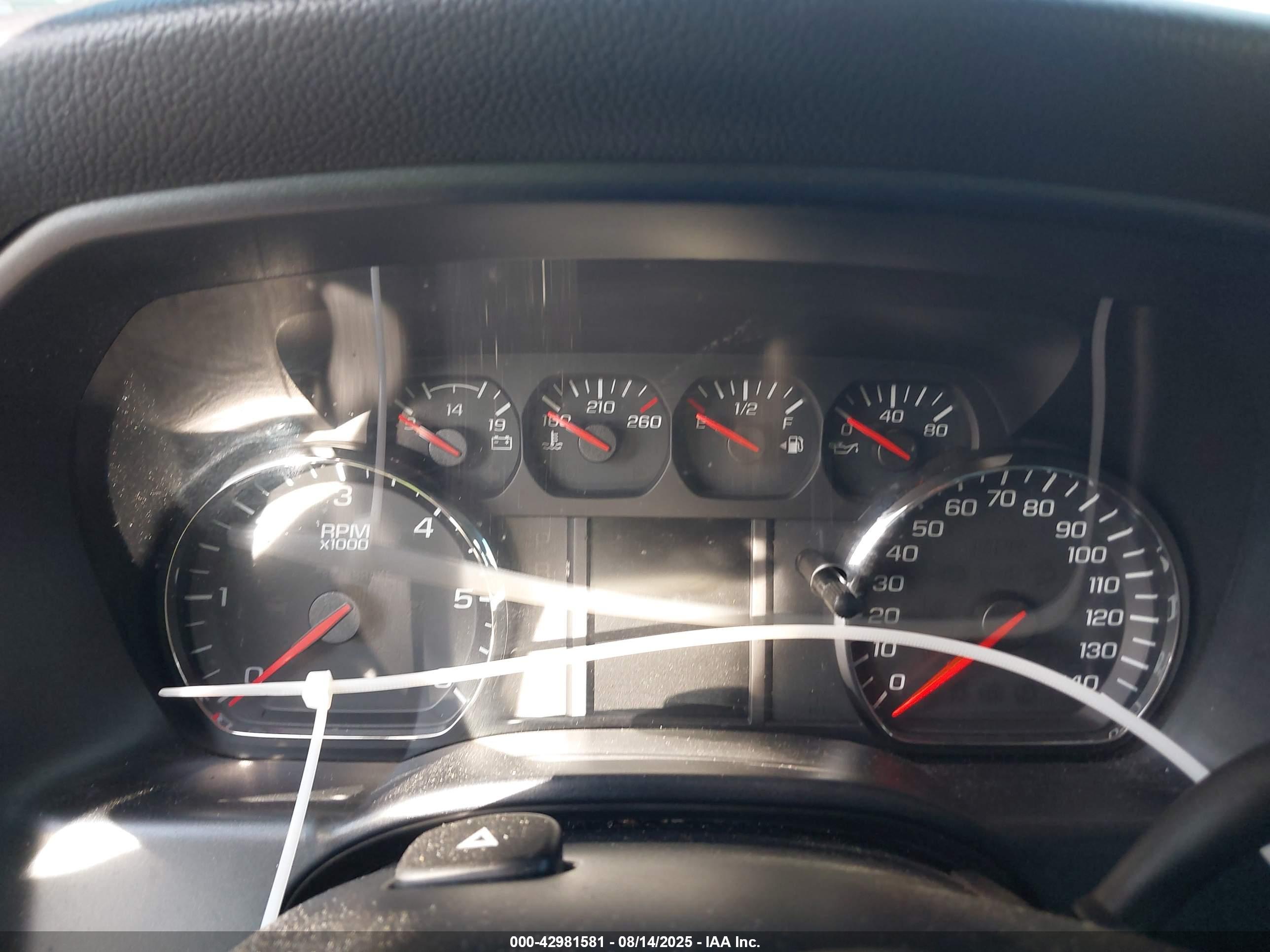 GMC SIERRA image 7