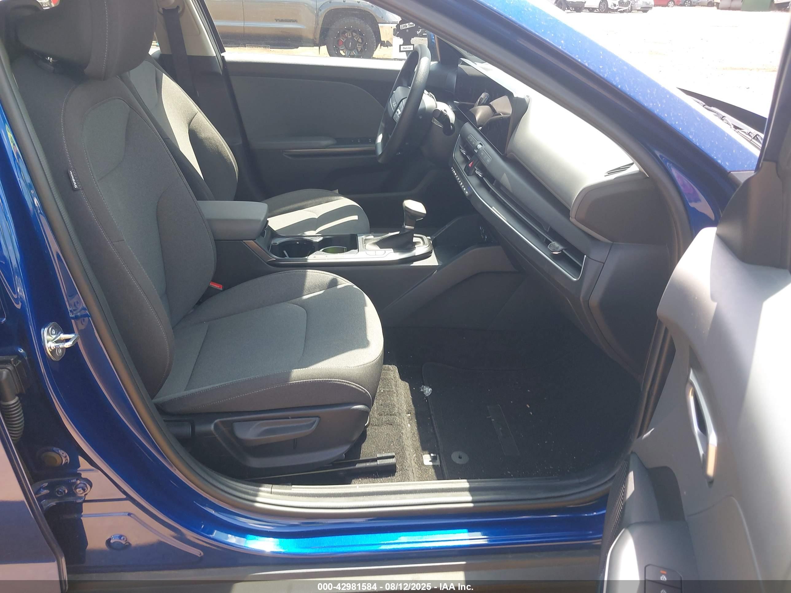 KIA K4 image 5