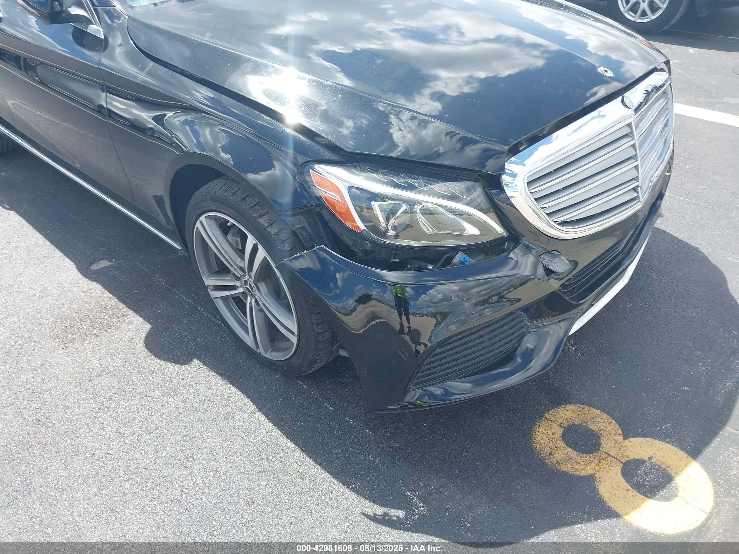 MERCEDES-BENZ C image 6