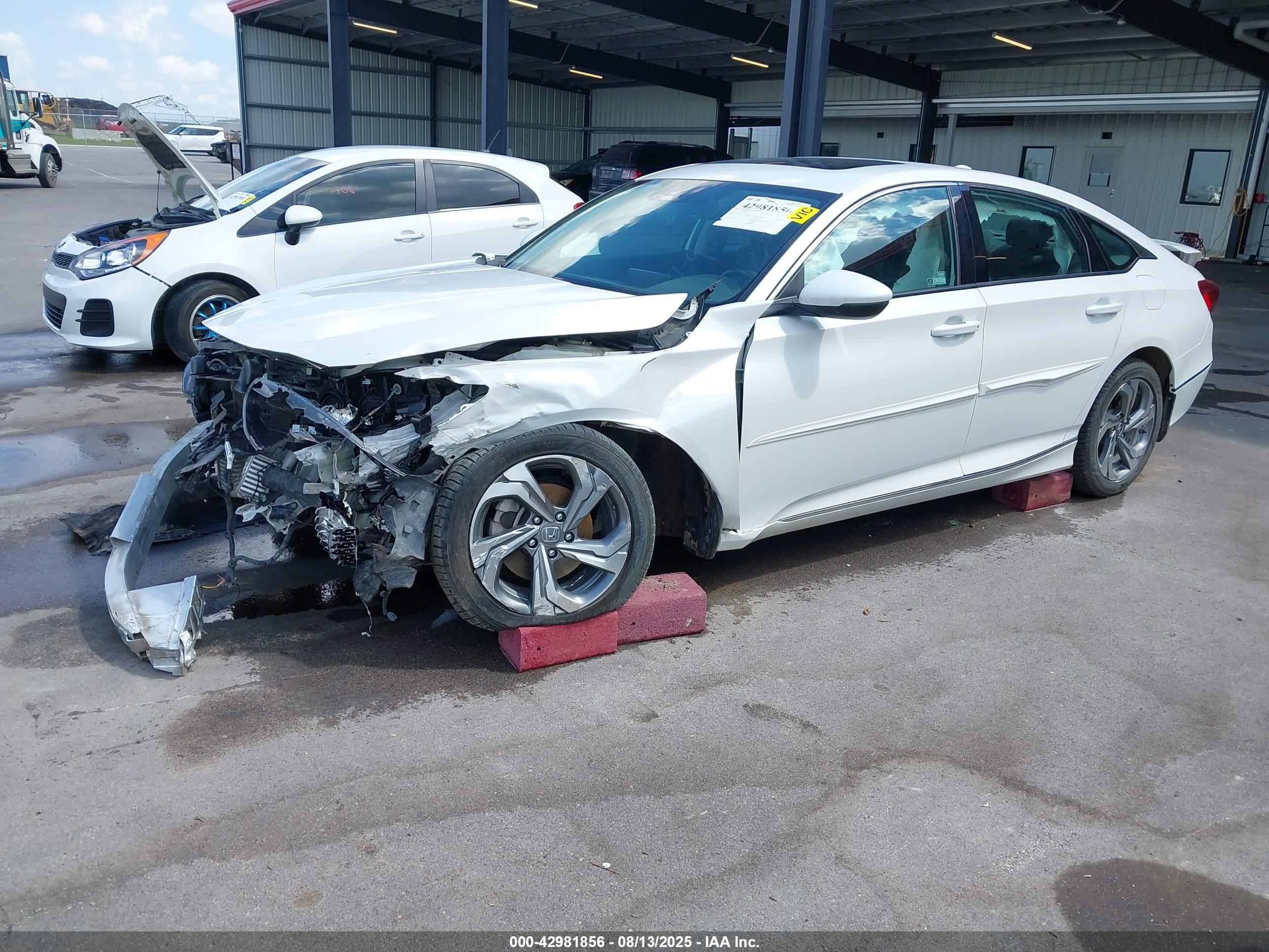 HONDA ACCORD image 2