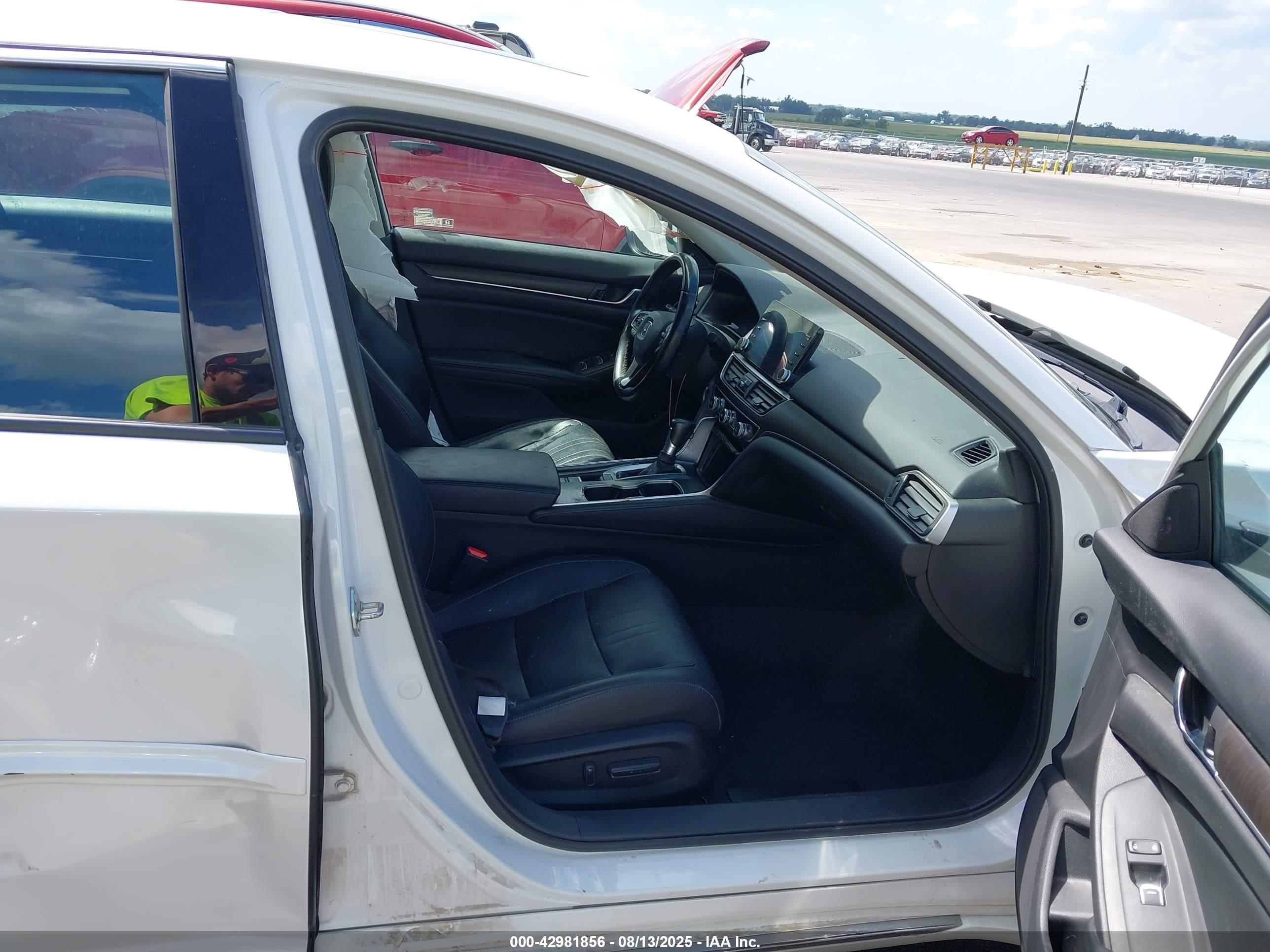 HONDA ACCORD image 5