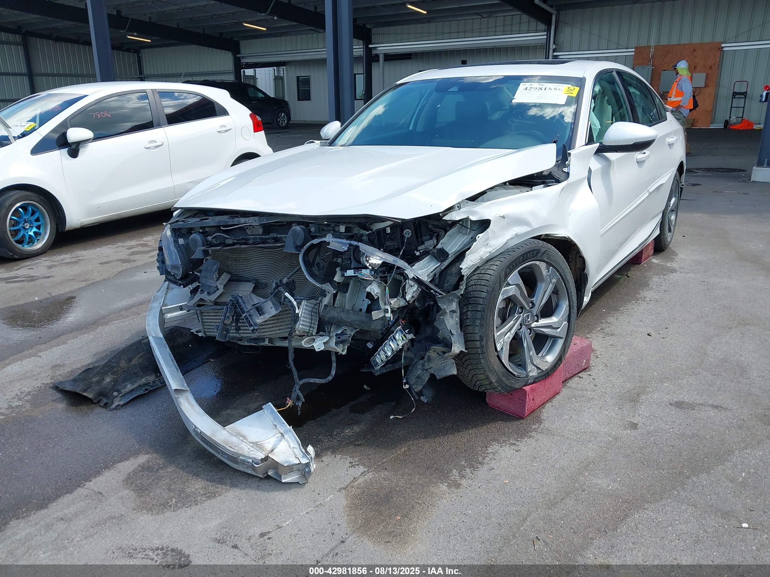 HONDA ACCORD image 6