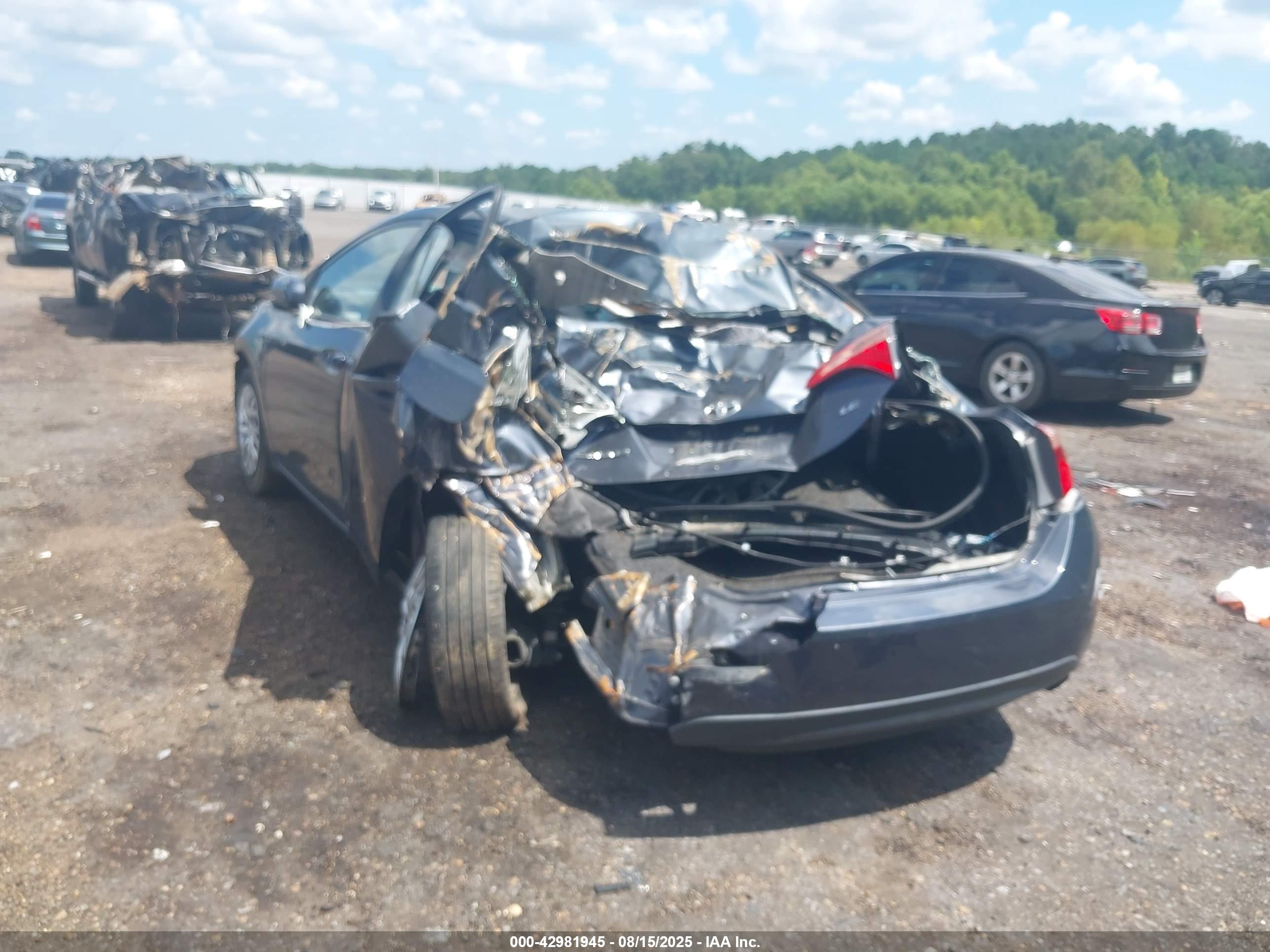 TOYOTA COROLLA image 6