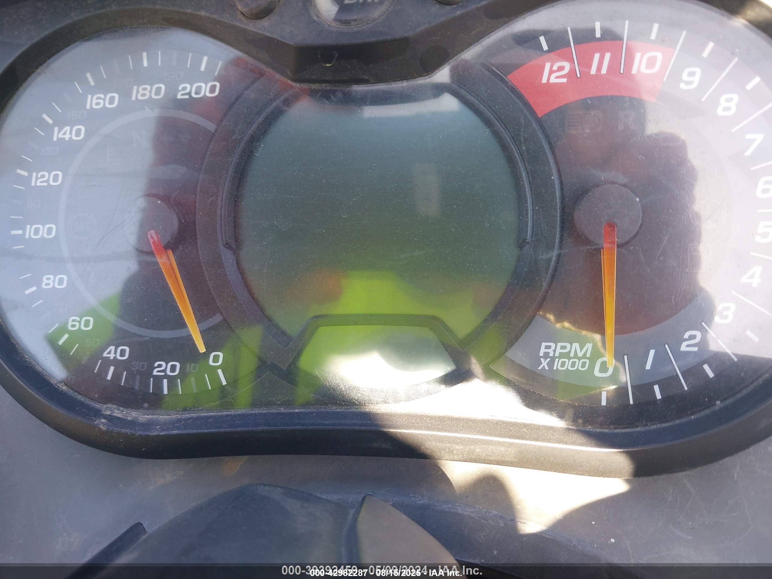 CAN-AM SPYDER image 7