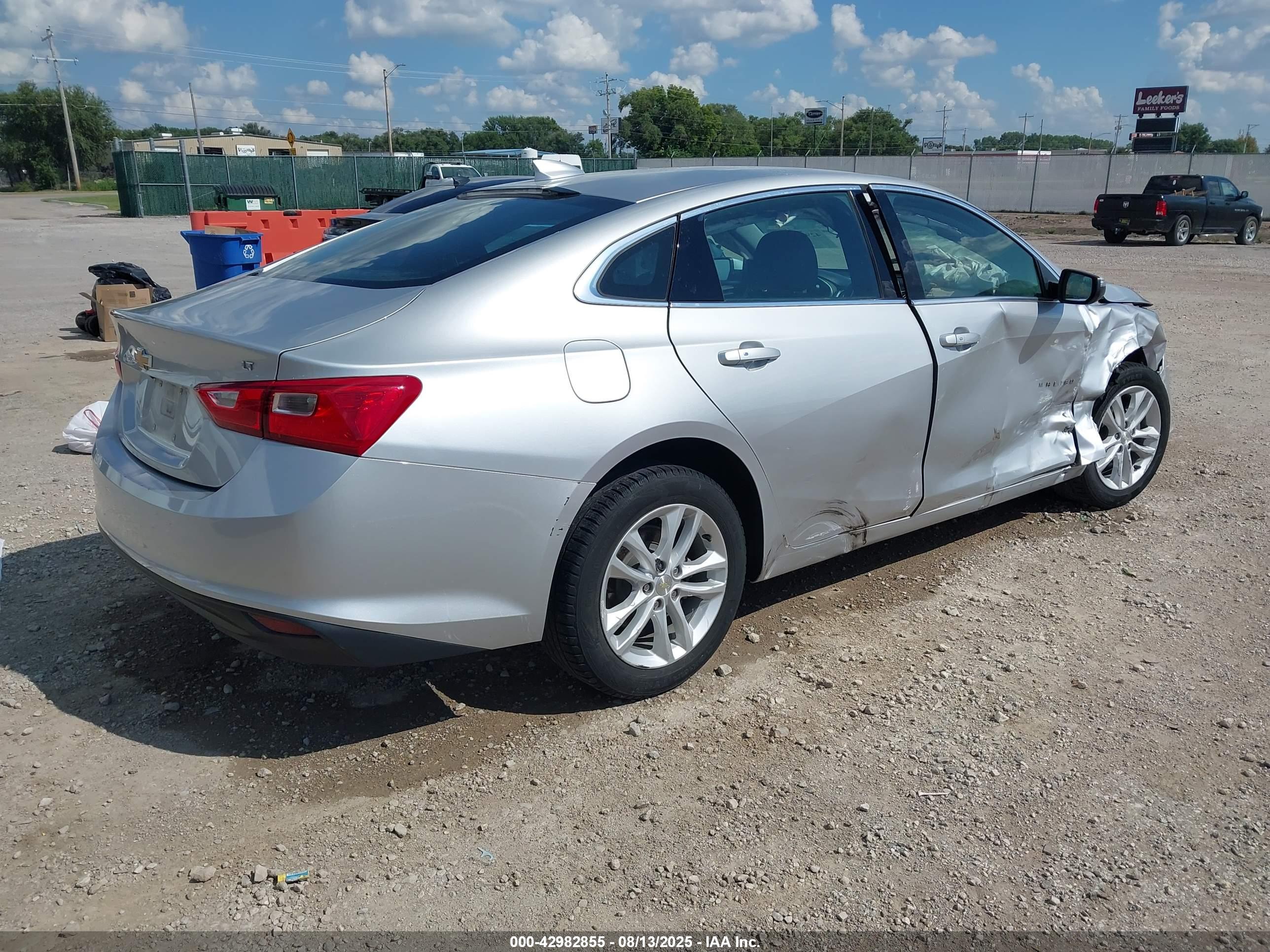 CHEVROLET MALIBU image 4