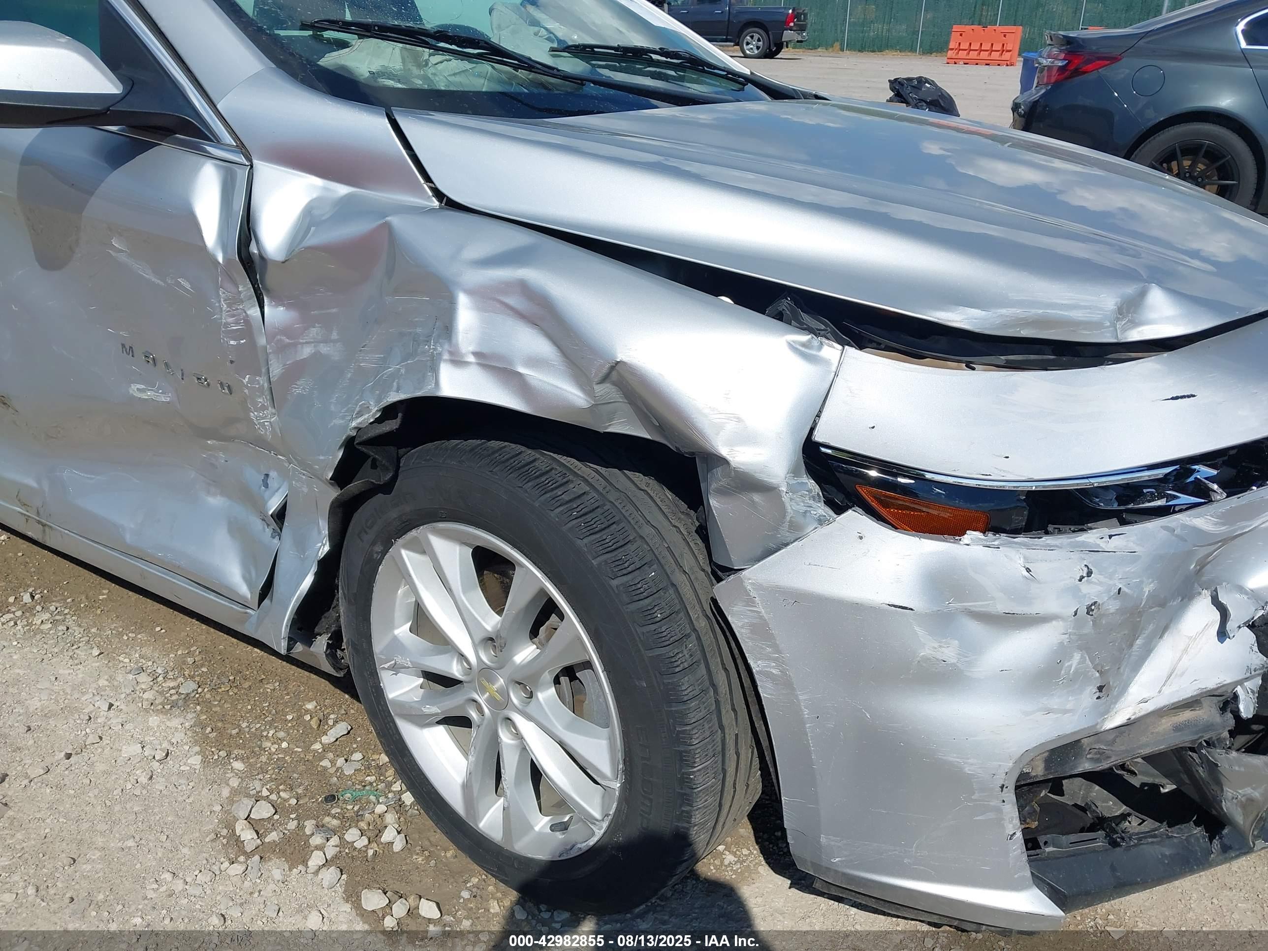 CHEVROLET MALIBU image 6