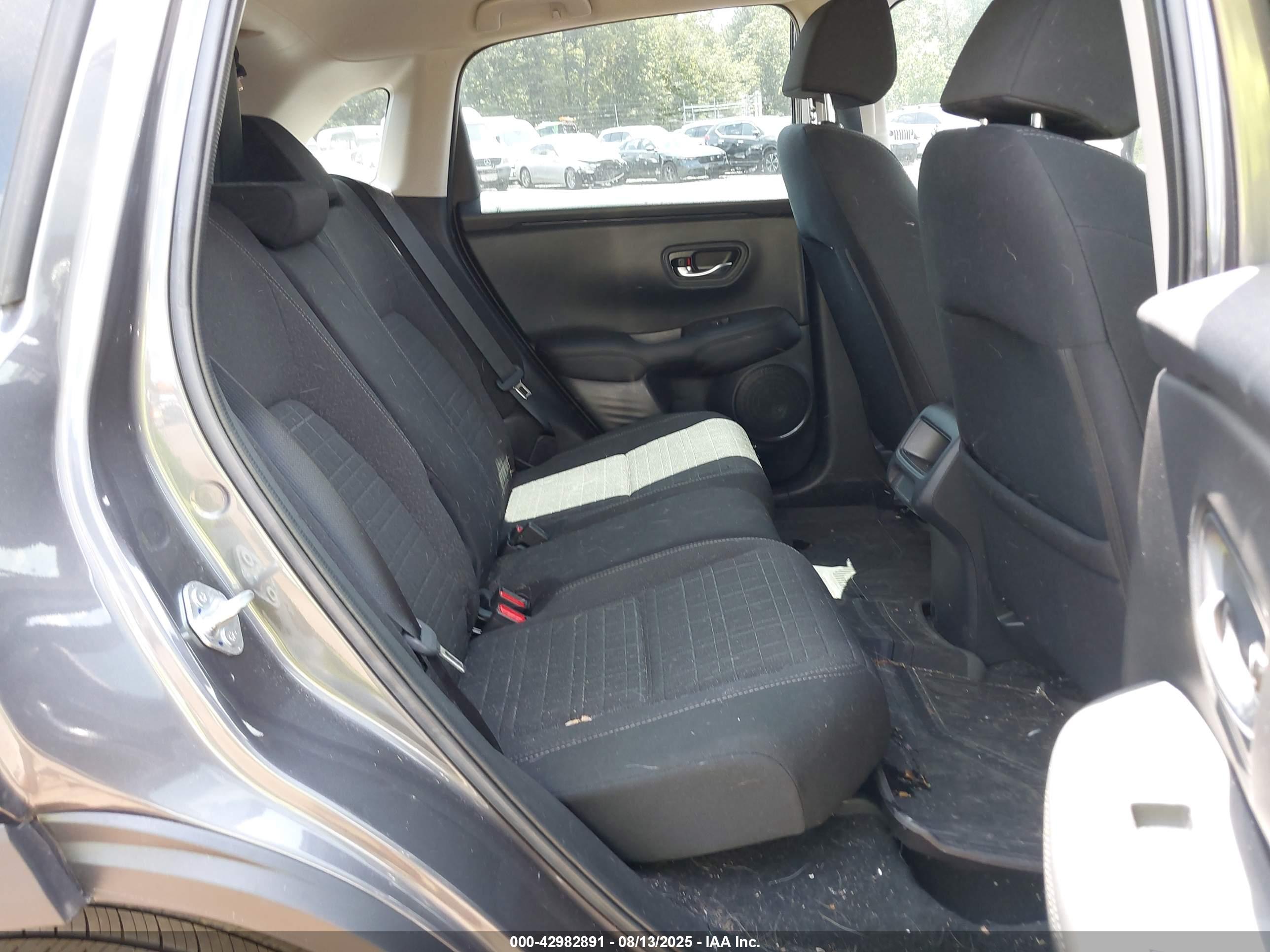 HONDA HR-V image 8