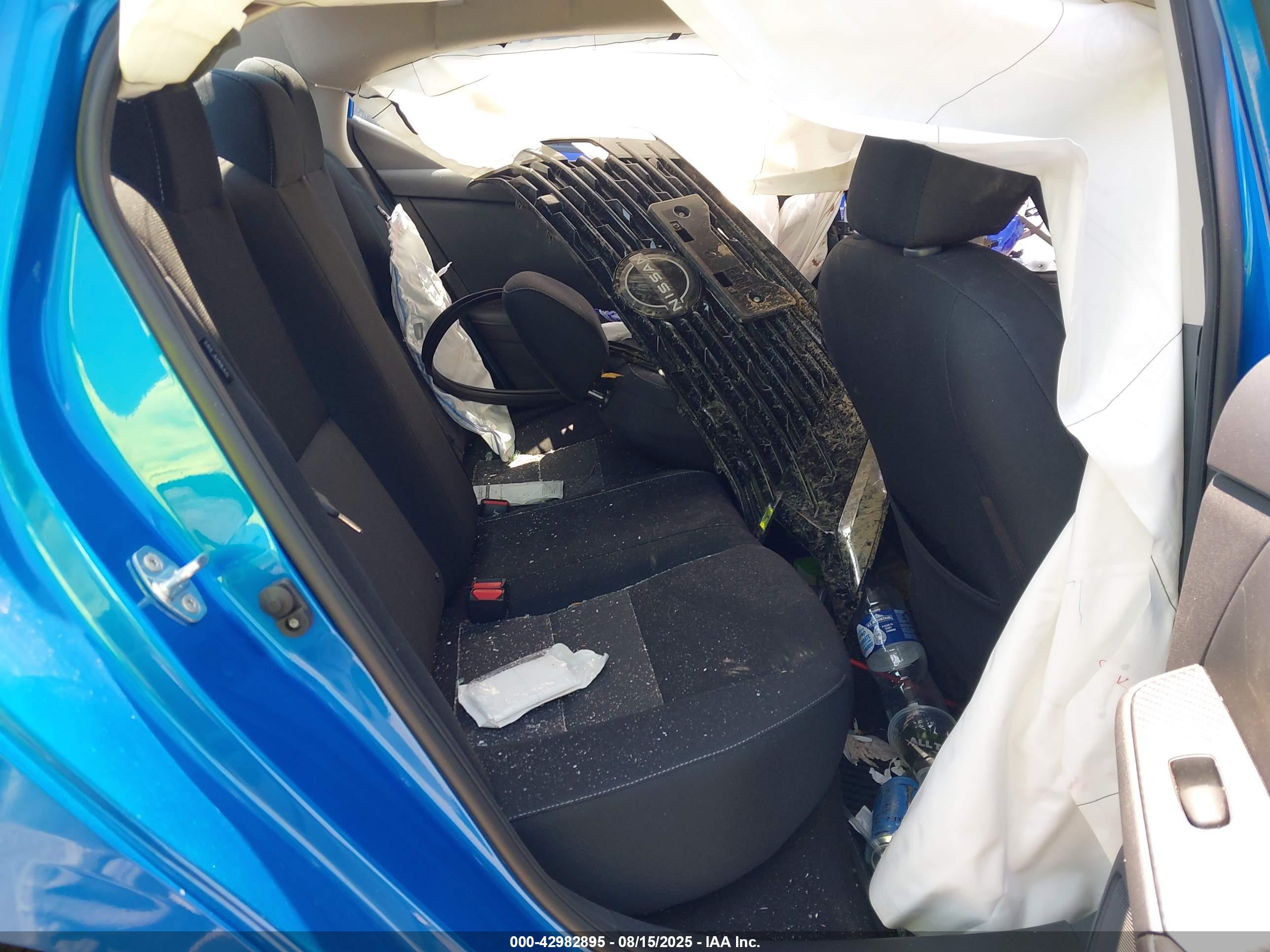 NISSAN SENTRA image 8