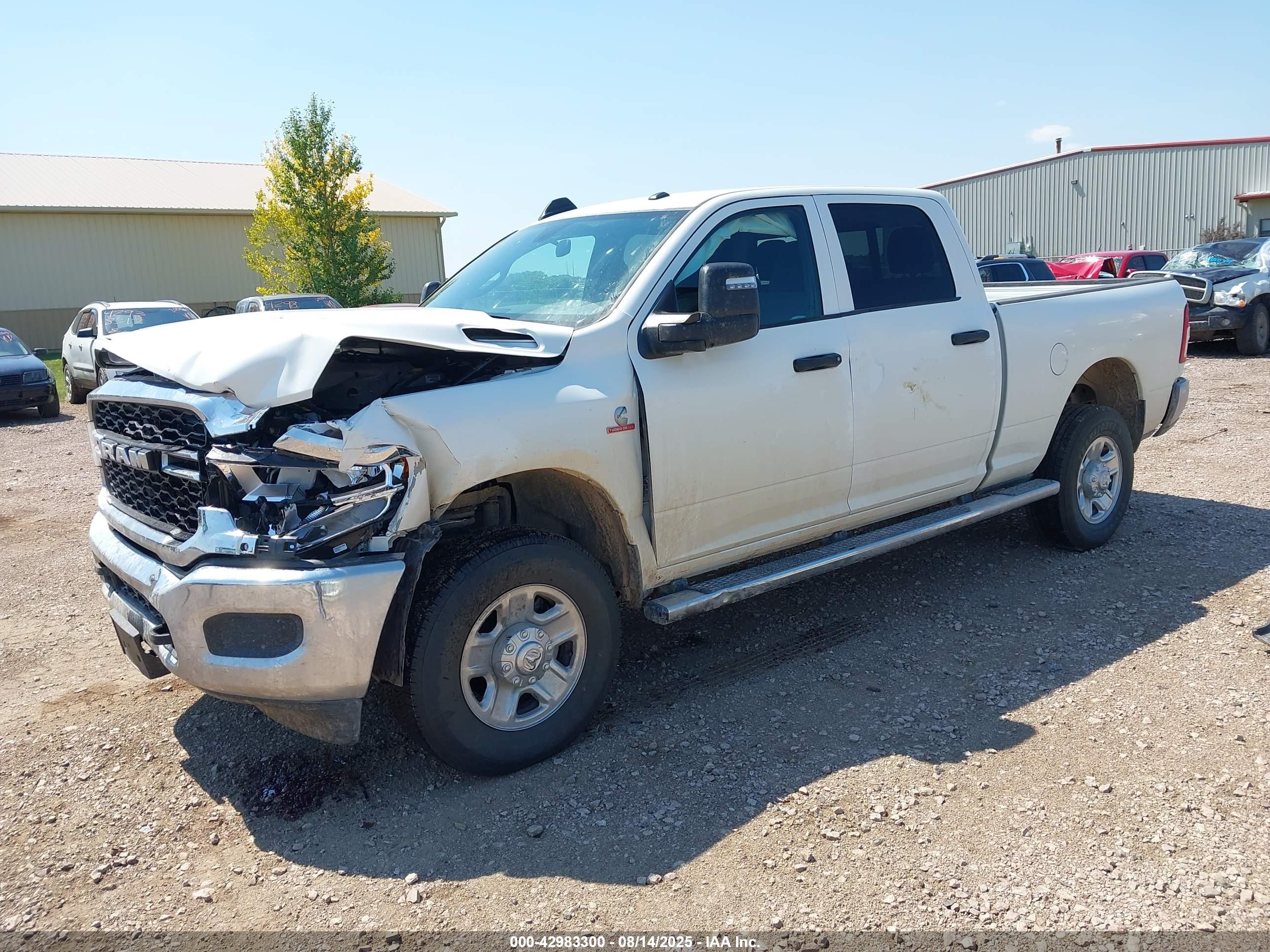 RAM 2500 image 2